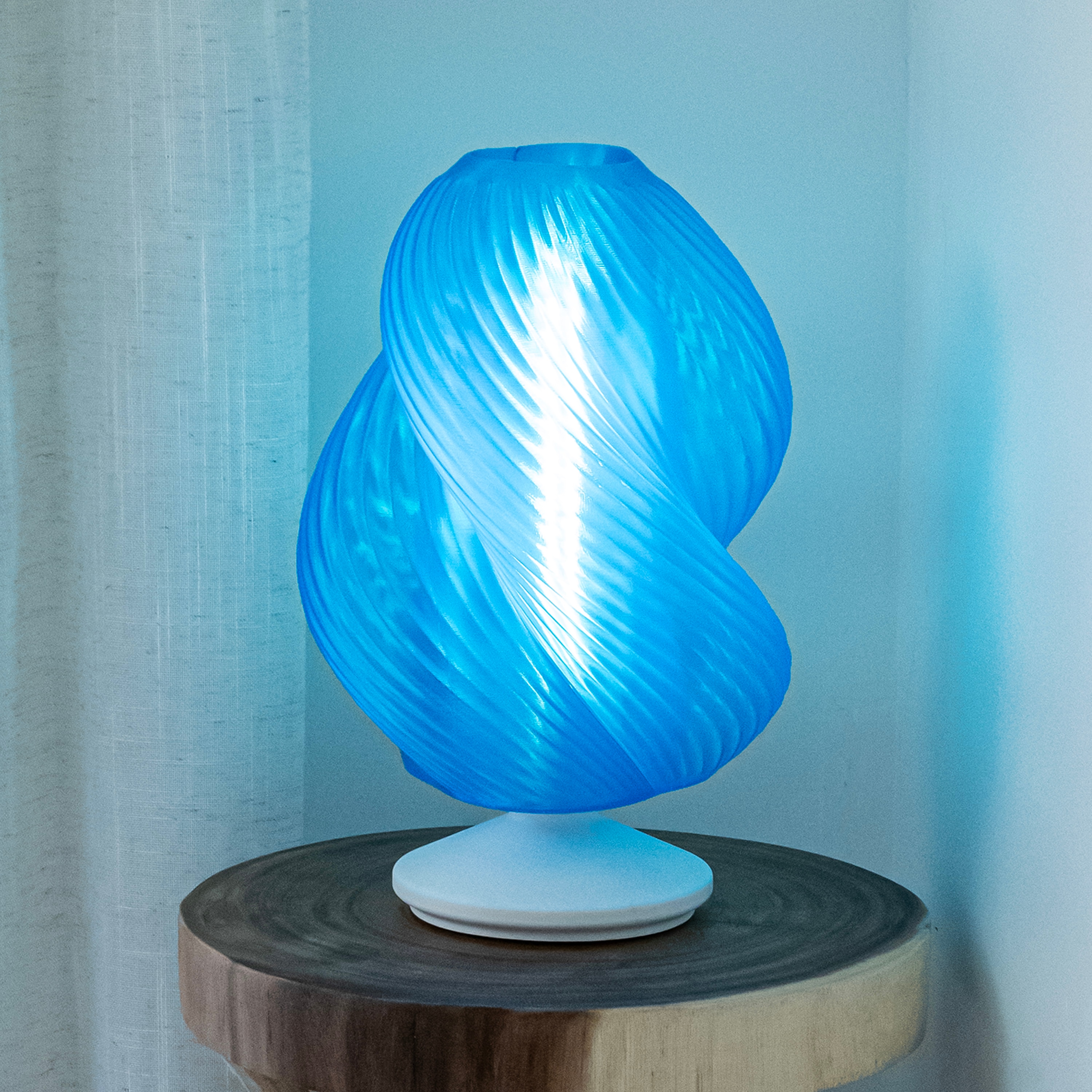 JONATHAN  Y USA1009B Gema Plant-Based 3D Printed 13.5-in Clear Blue/White LED Table Lamp with Plastic Shade