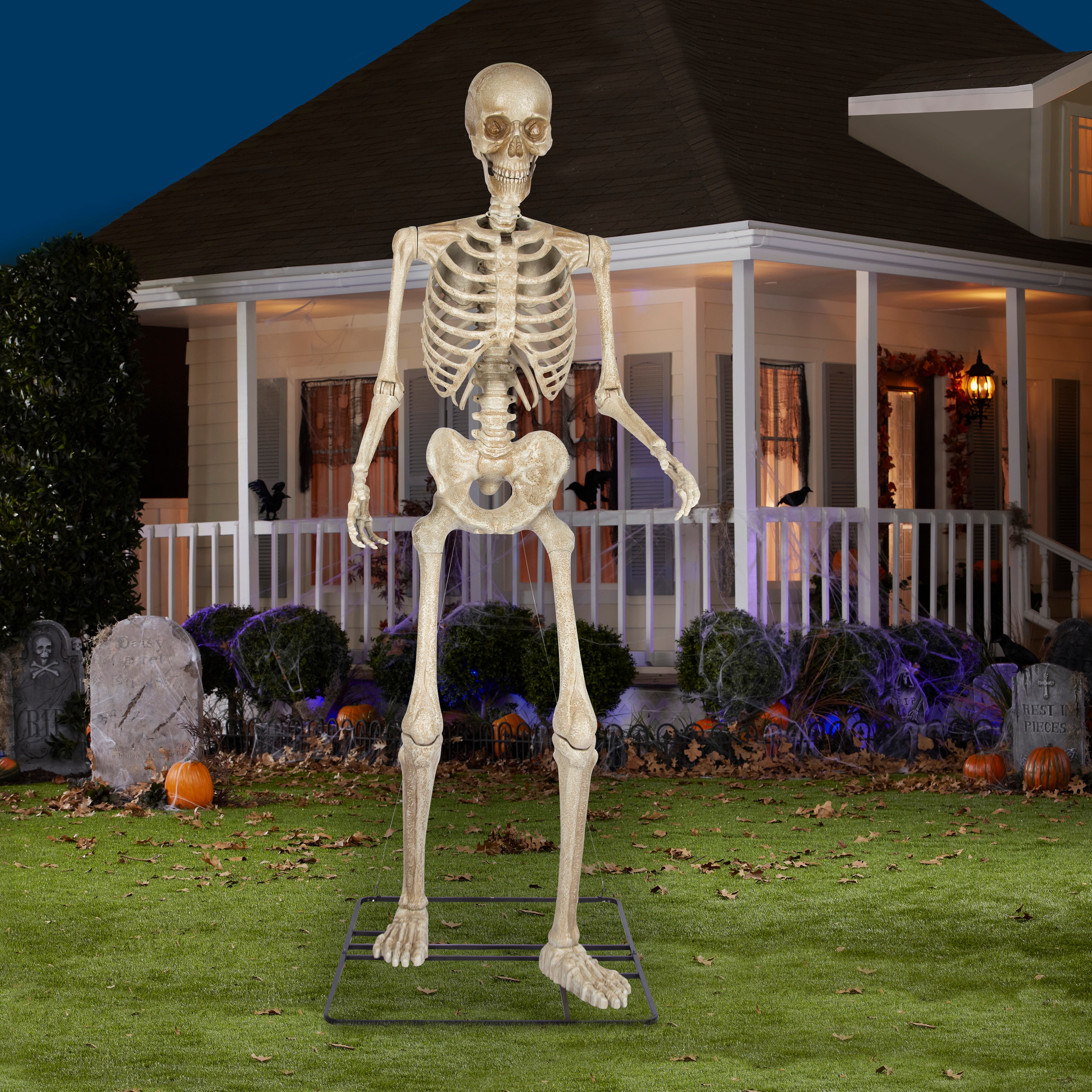Haunted Living 556534 Outdoor-Halloween-Decor - View #5