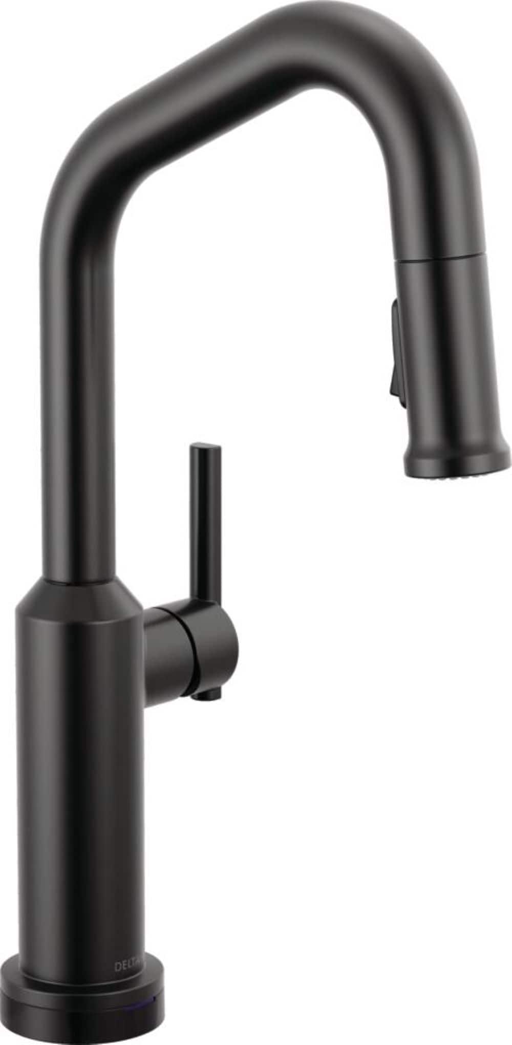 Delta Cordova Single Handle Deck-mount Pull-down Kitchen Faucet with Sprayer