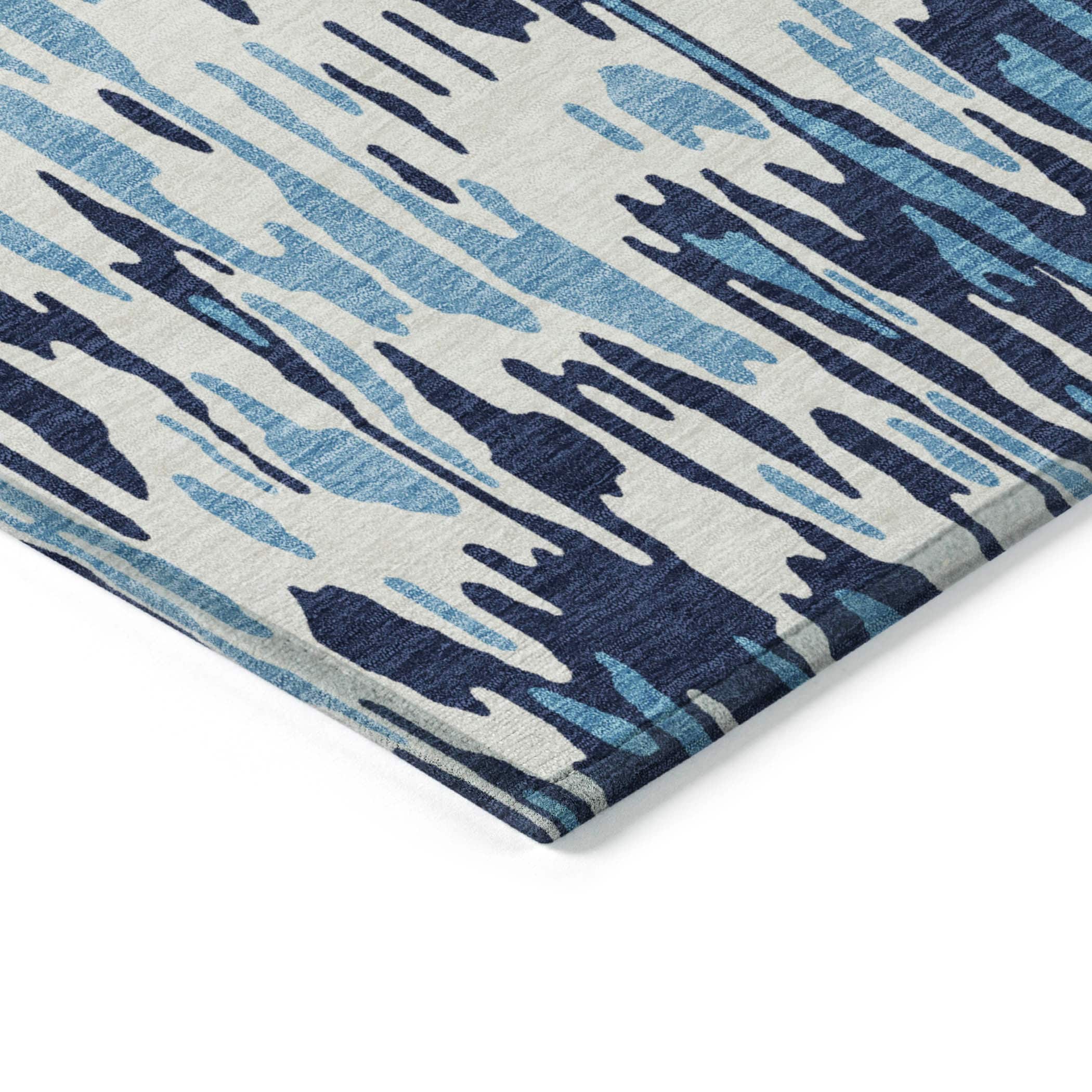 Blue Rectangular Machine Washable Synthetic Area Rug 1'8" x 2'6"
