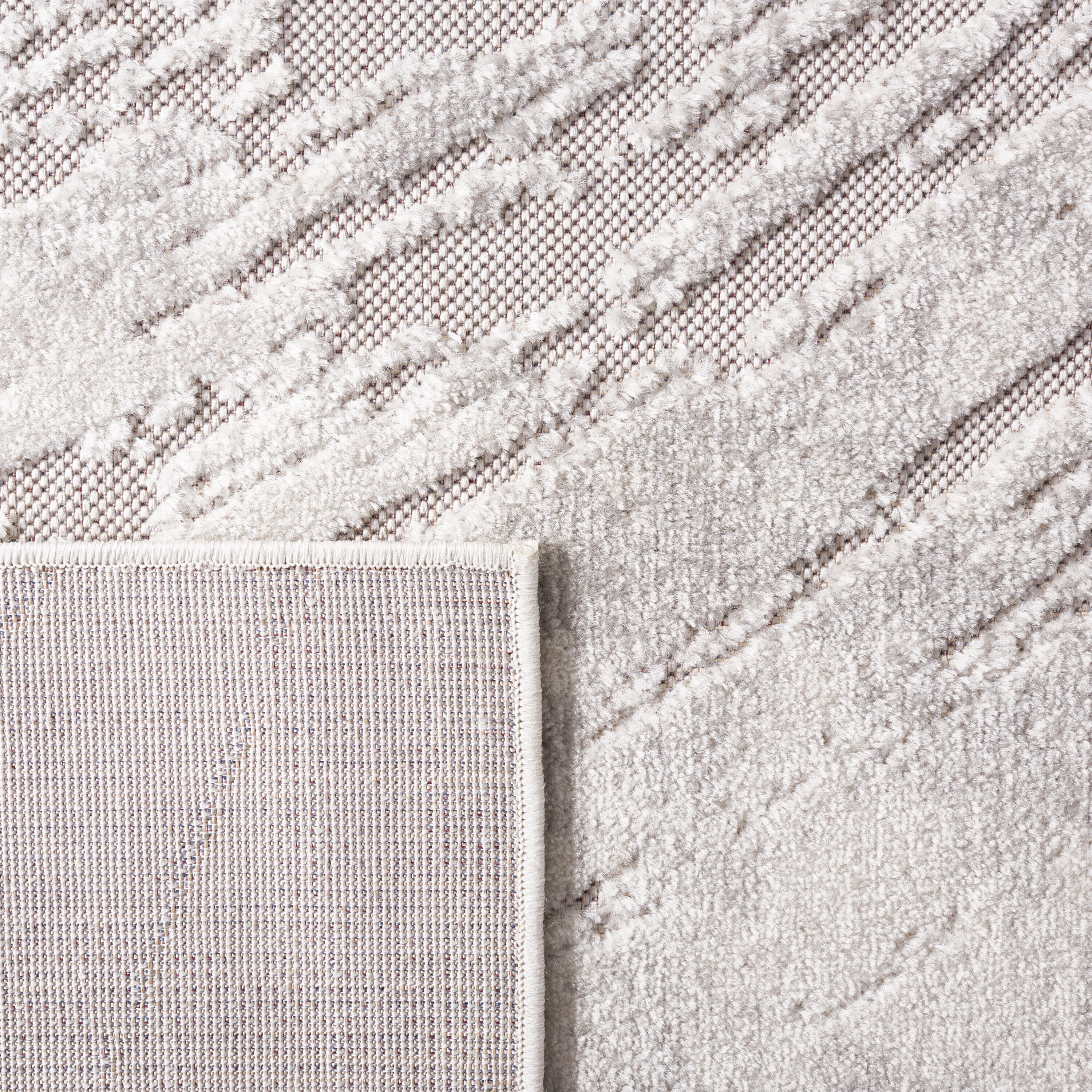 Reversible Easy-Care Geometric Gray Synthetic 7' Square Area Rug
