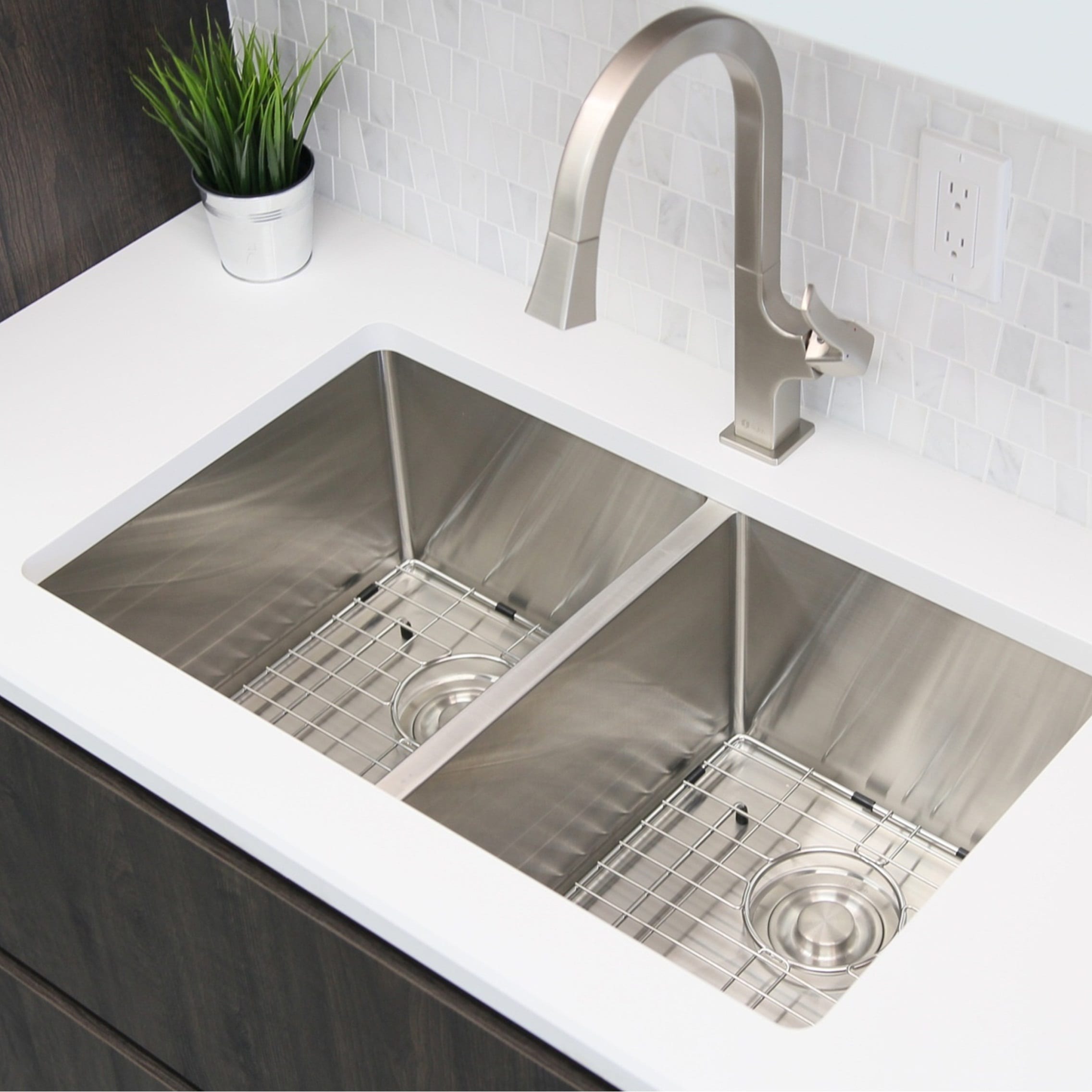 Stylish Styluxe Undermount 30-in x 18-in Brushed Satin Double Equal Bowl  Stainless Steel Kitchen Sink in the Kitchen Sinks department at Lowes.com