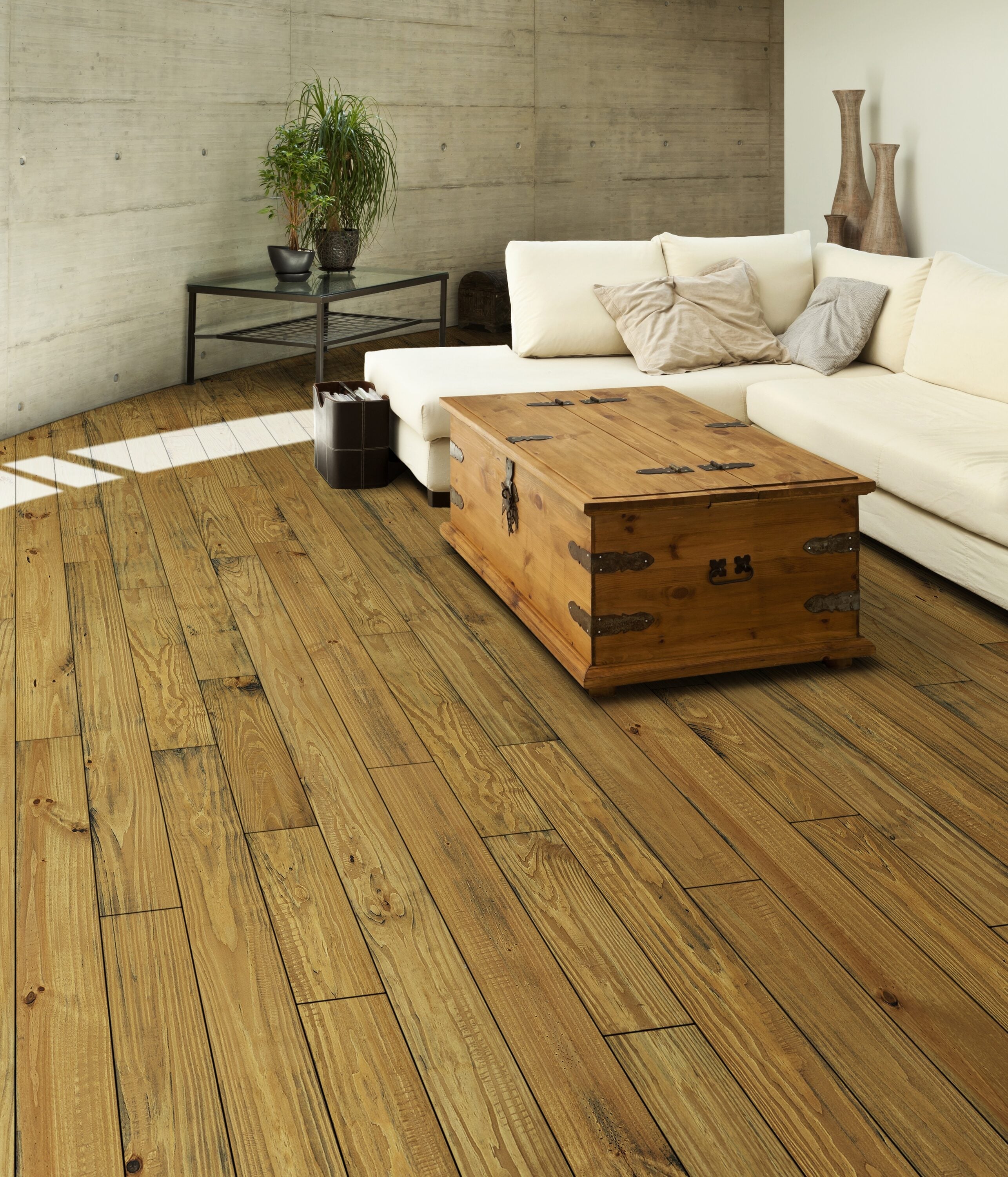 allen + roth CENTURY FLOORING Amber Pine 3/4-in T x 5-1/8-in W ...