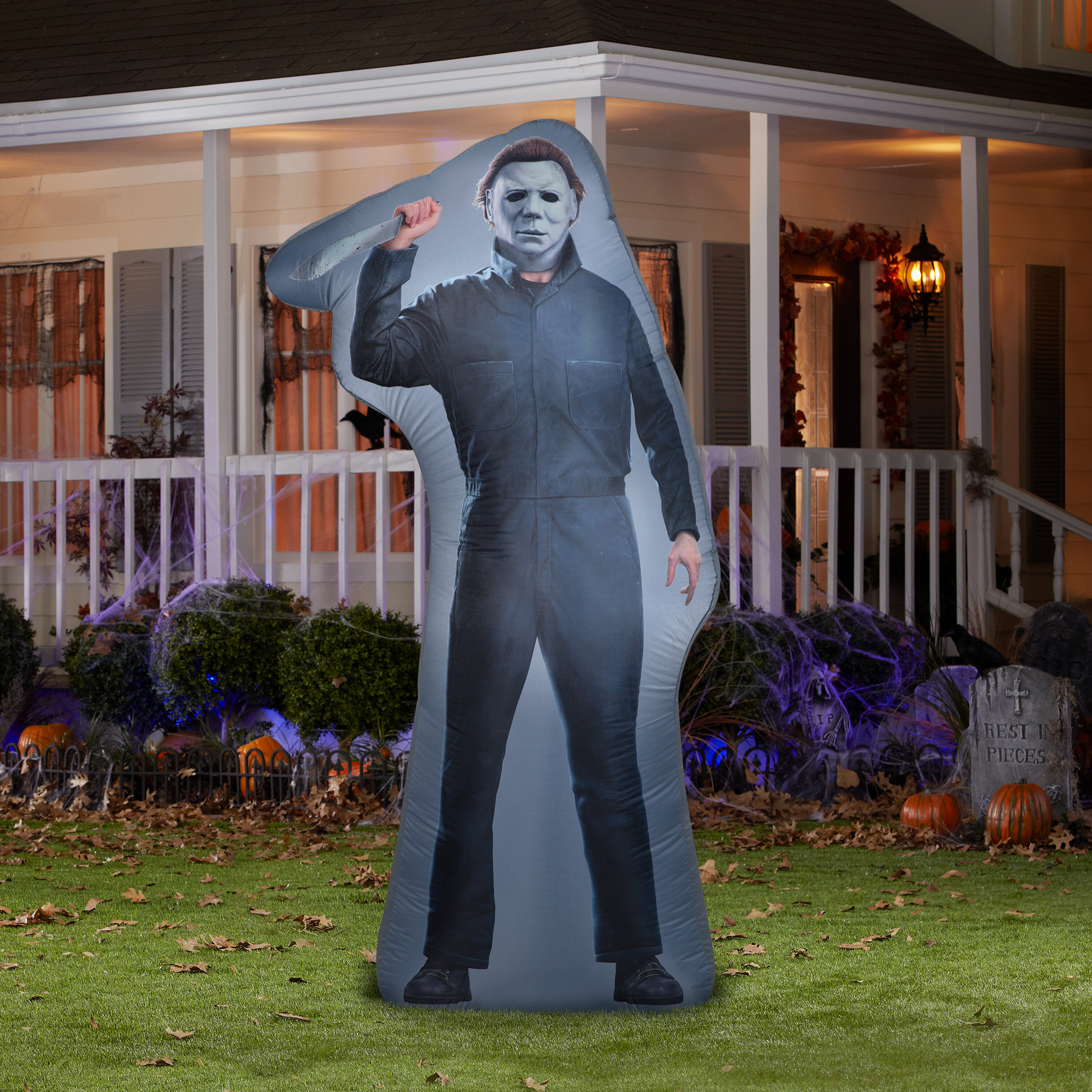Gemmy 6-ft Pre-Lit Universal Pictures Halloween Michael Myers ...