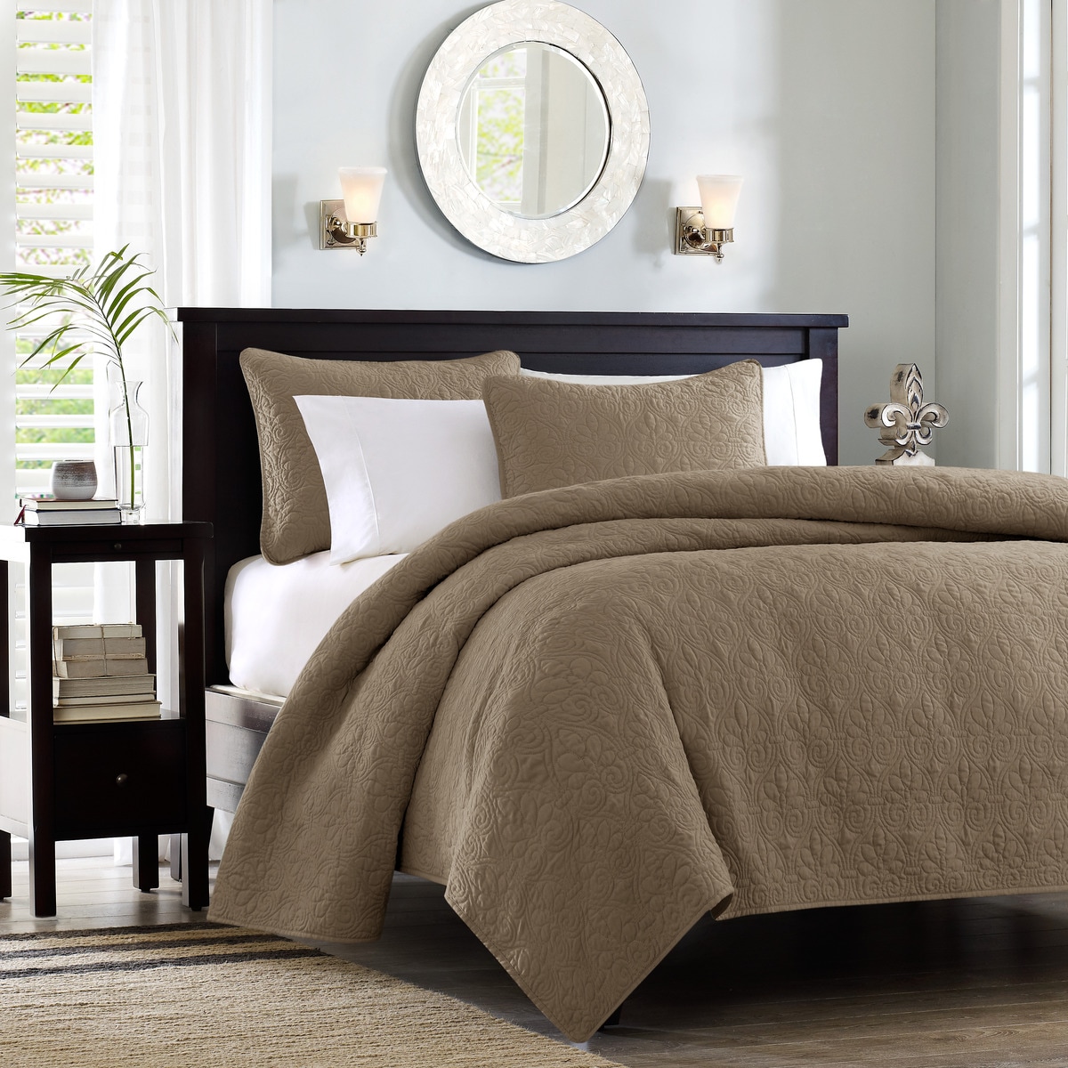 LUXEYARD Reversible Quilt Set Mocha King/Cal King