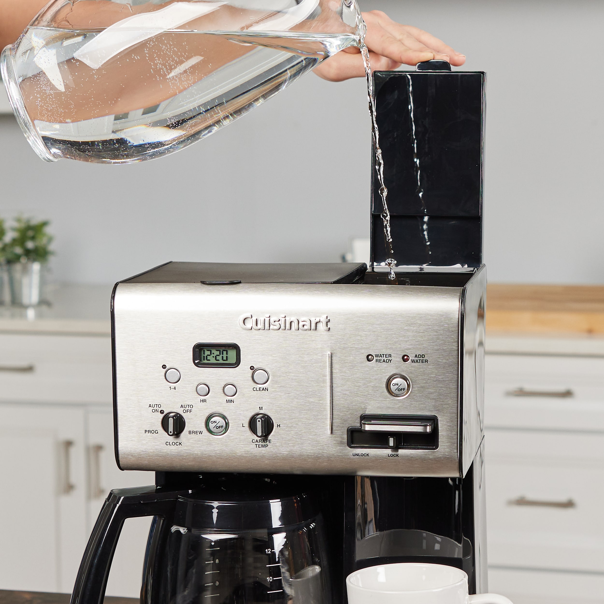 Cuisinart 12-Cup Black with Automatic Shut-Off Drip Coffee Maker CHW-12P1 -  The Home Depot
