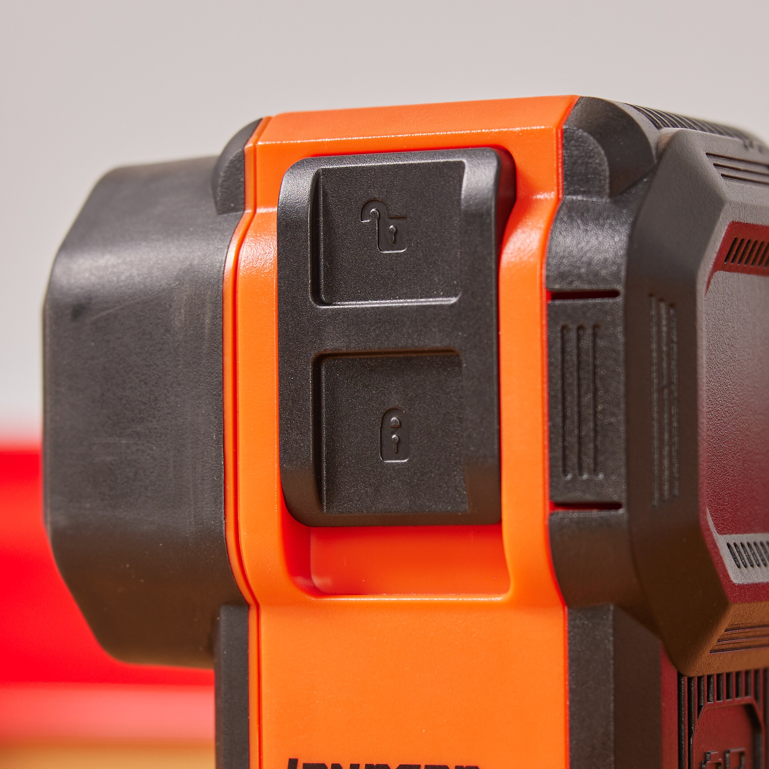 Johnson Level 40-6646 Laser-Level - View #2