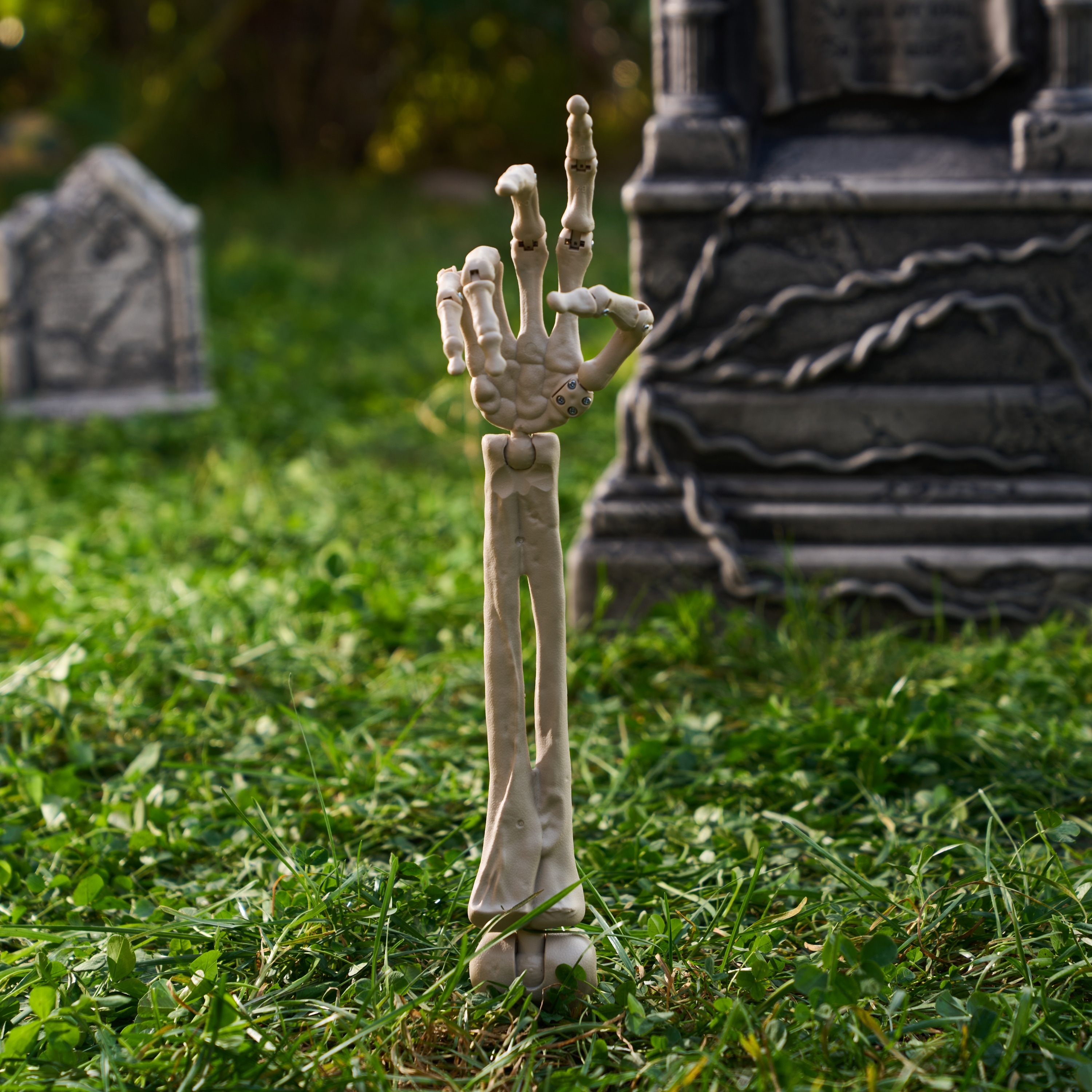 Haunted Living KL-37124 Table-Halloween-Decor - View #4