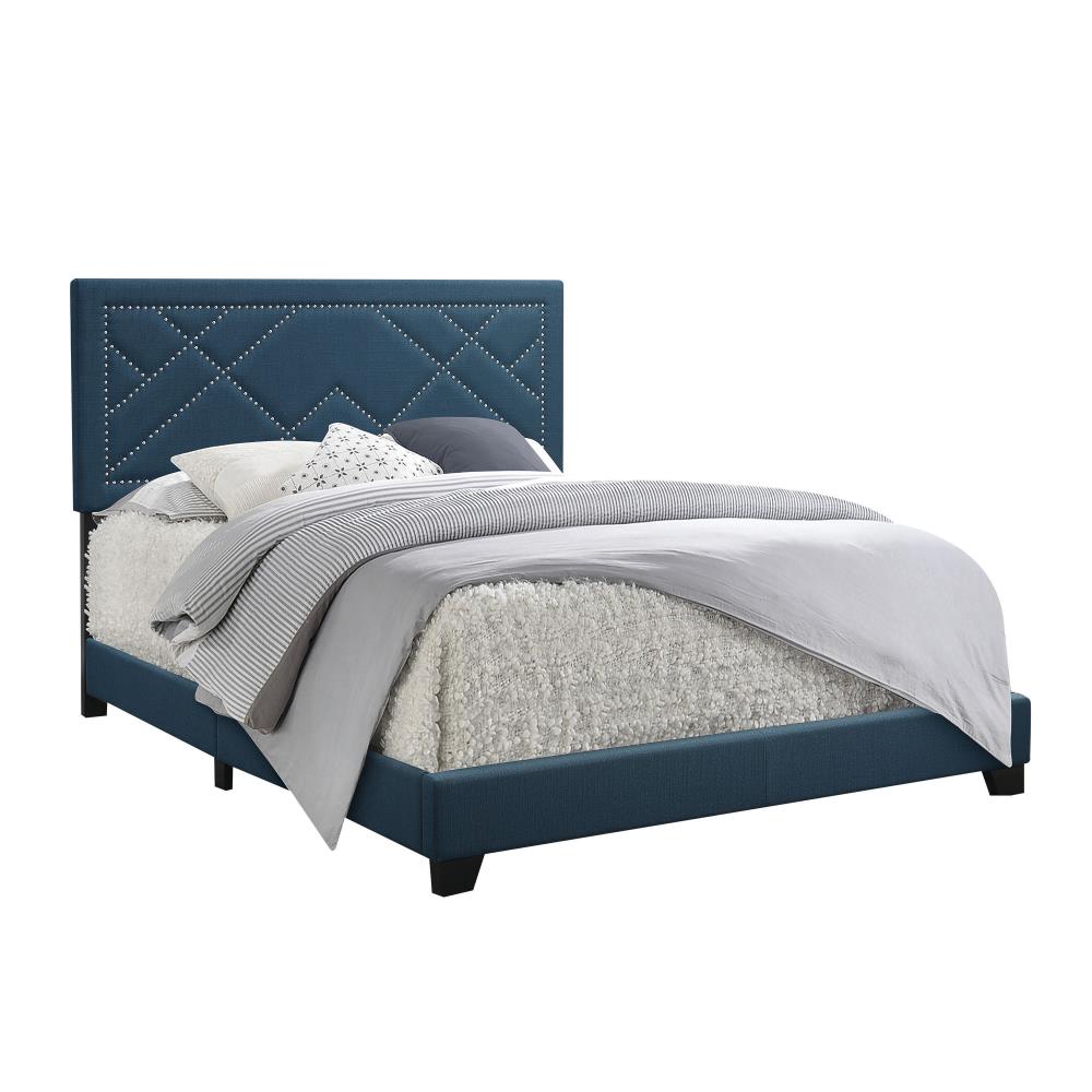 Acme Furniture Chelsie Gray Fabric and Black Queen Platform Bed