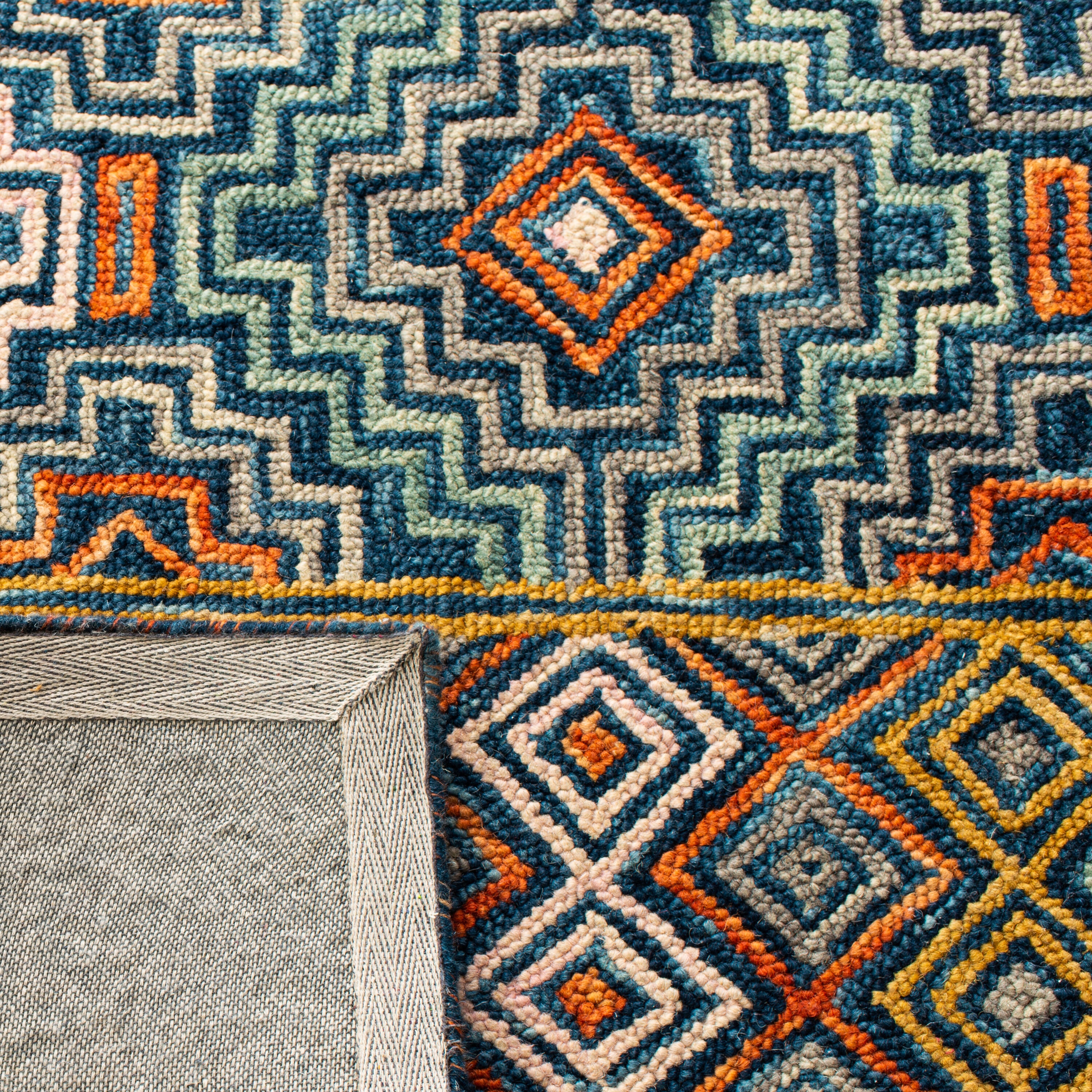 Safavieh APN273M-4 rugs - View #3