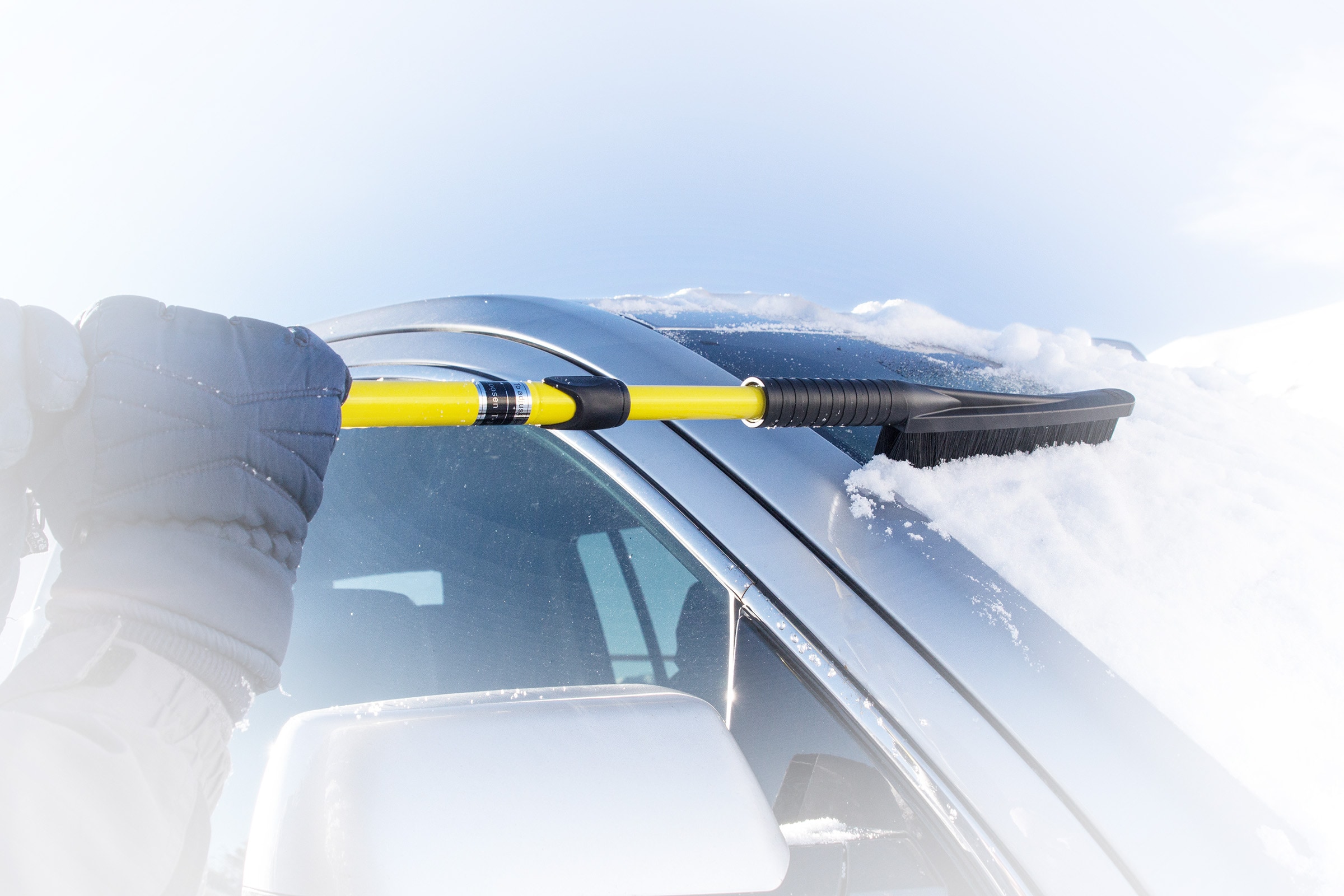 42'' Ice Scraper and Extendable Snow Brush Emergency Snow Shovel Snow Broom  with Foam Grip 180° Pivoting Brush Head Snow Scraper for Cars, Trucks