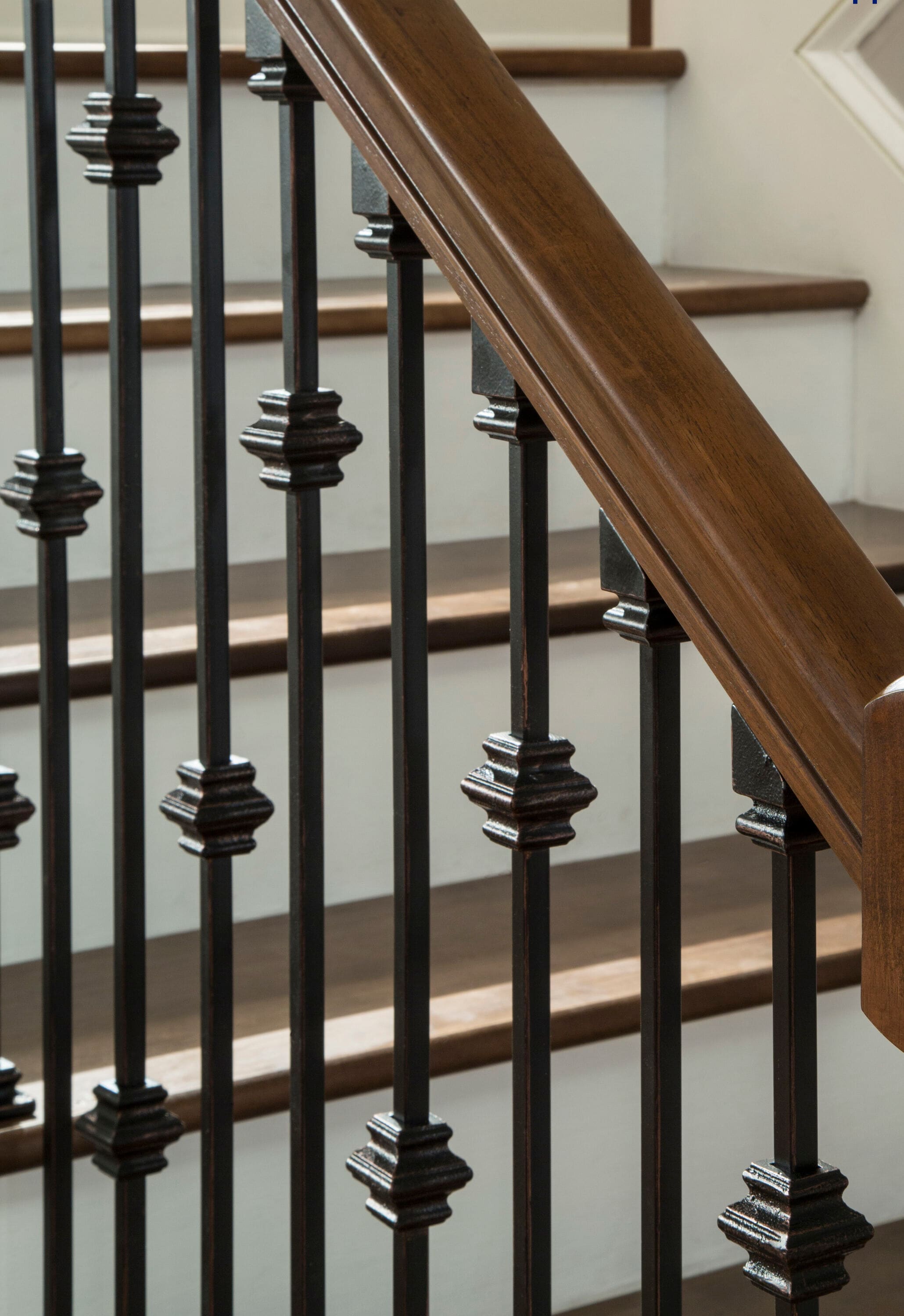Crown Heritage 4983822RC Interior-Stairpart-Balusters - View #3