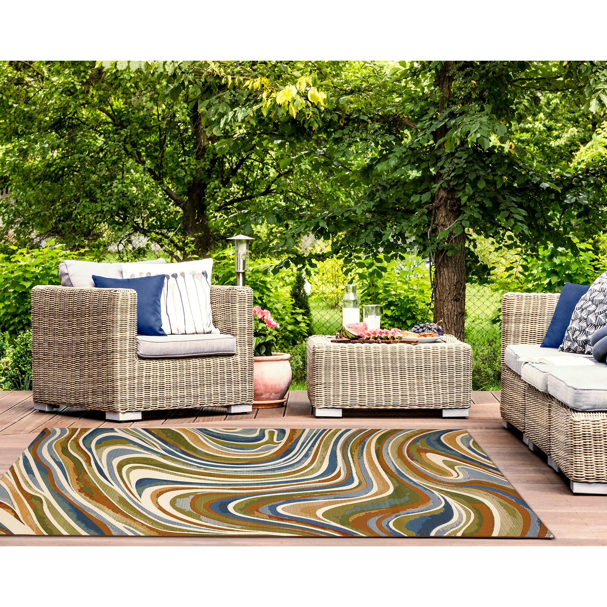 Serenity Swirls Abstract Indoor/Outdoor Rug 3'3" x 4'11"