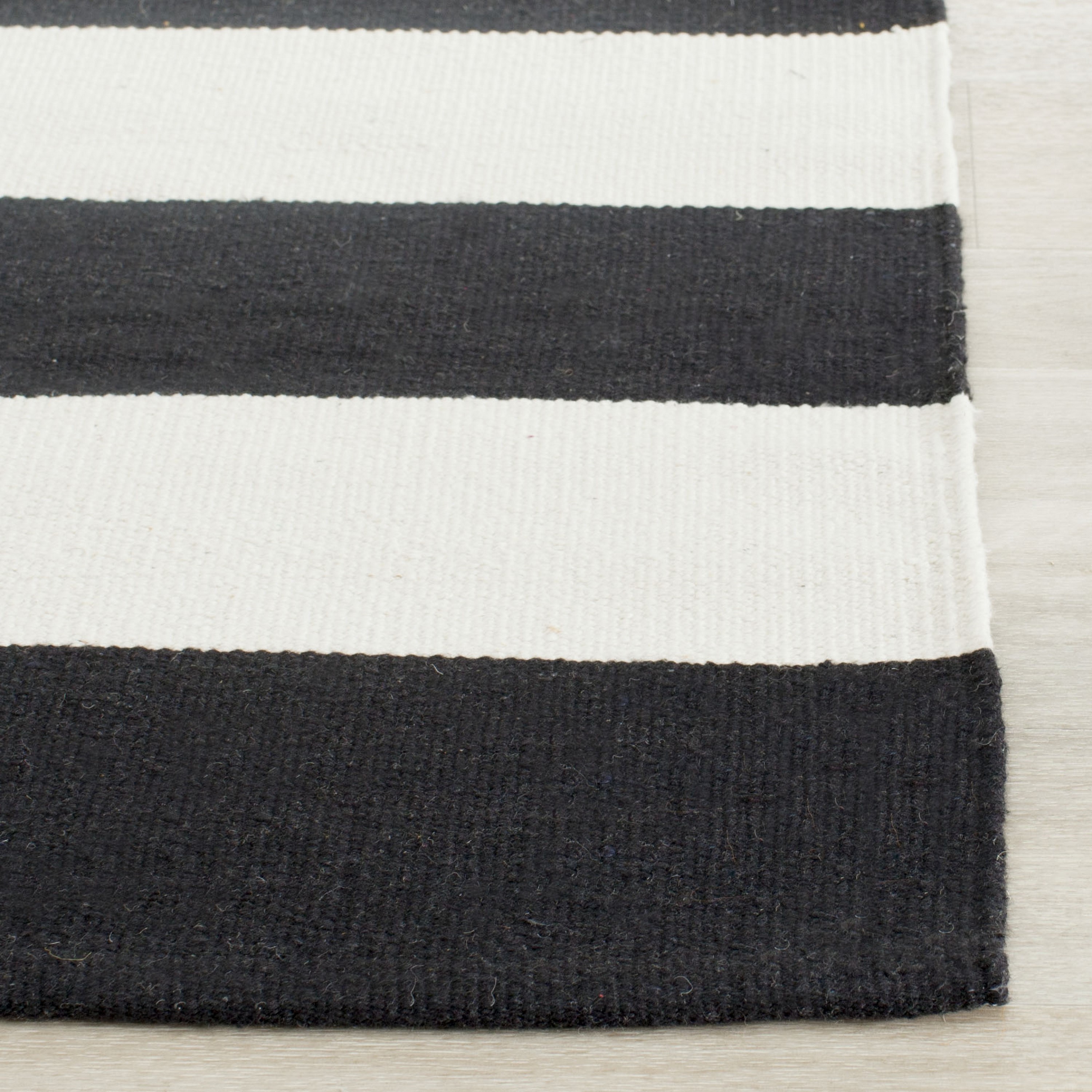 Safavieh MTK712D-25 rugs - View #4