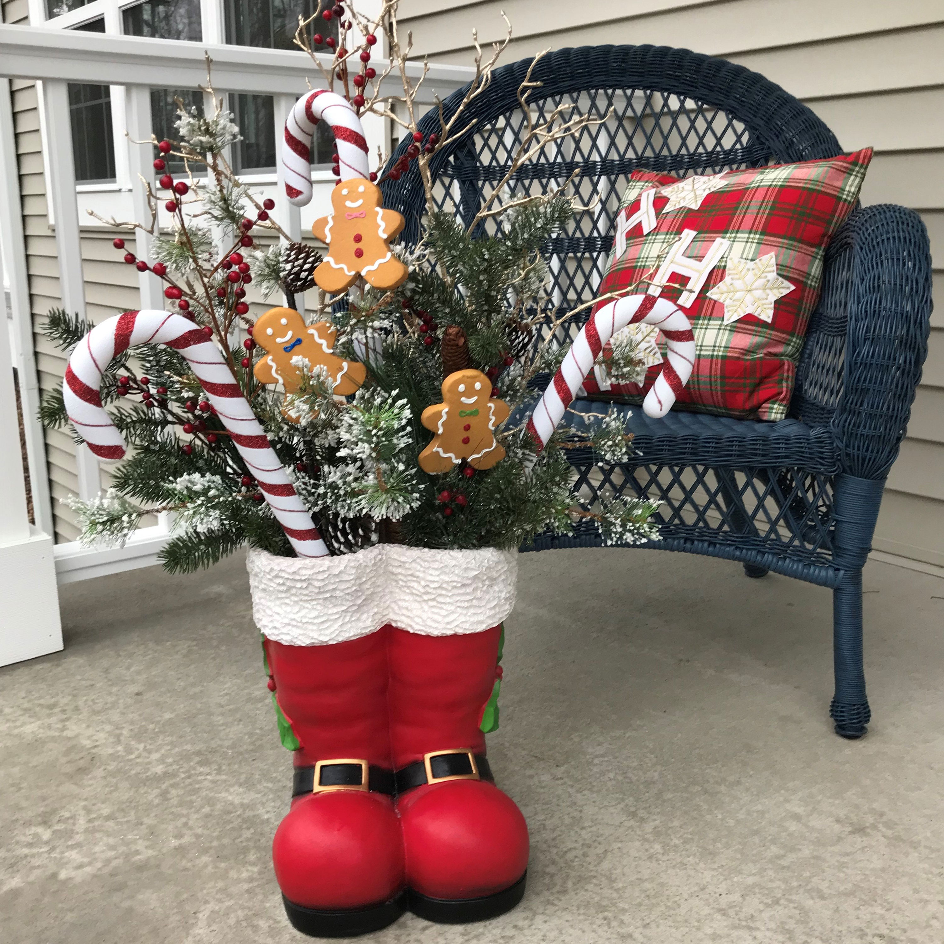 Hand-Painted Santa Boot  Handmade Concrete Christmas Decor – The