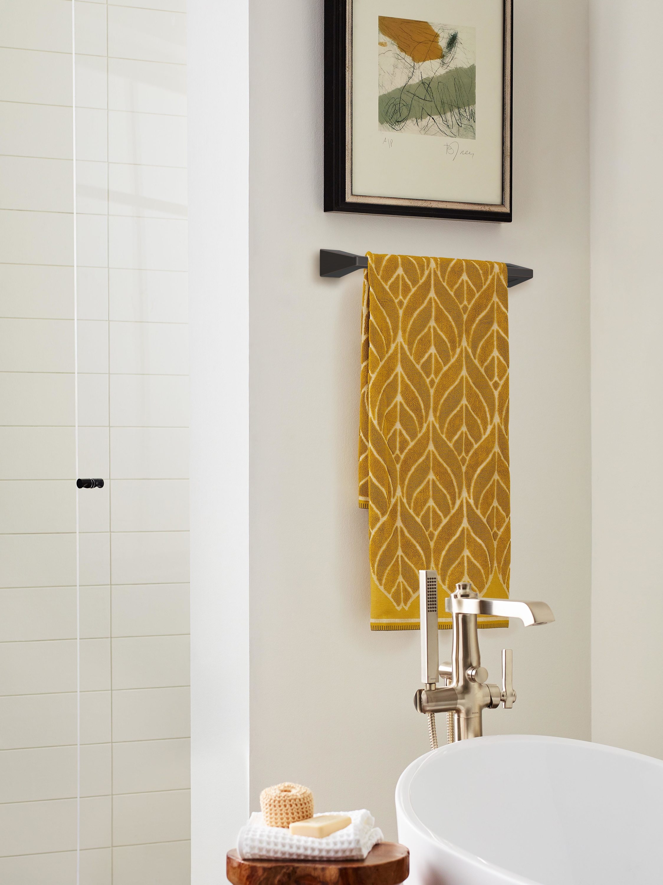 Oil-Rubbed Bronze 18" Wall Mounted Towel Bar