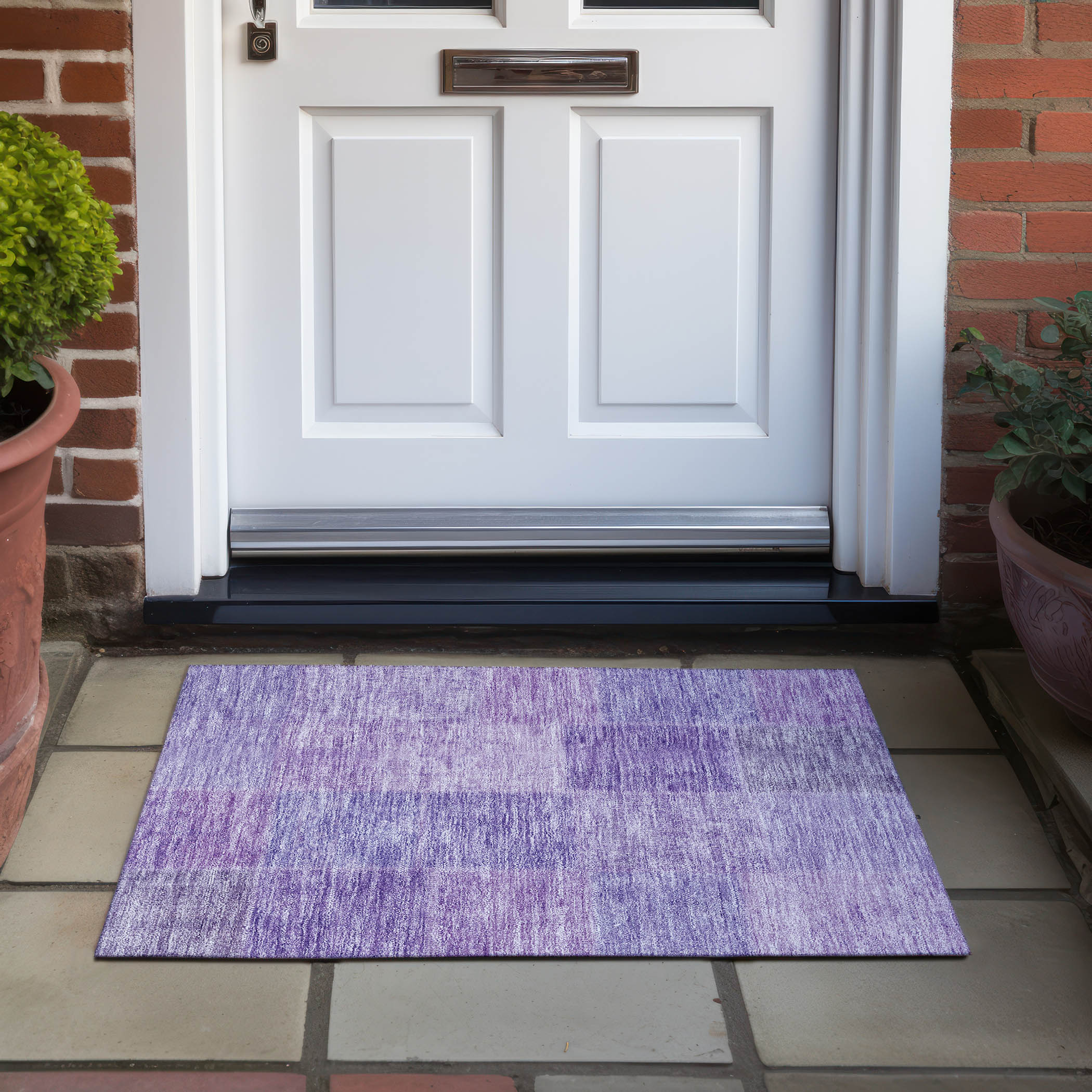 Lavender Patchwork Indoor/Outdoor Machine-Washable Area Rug