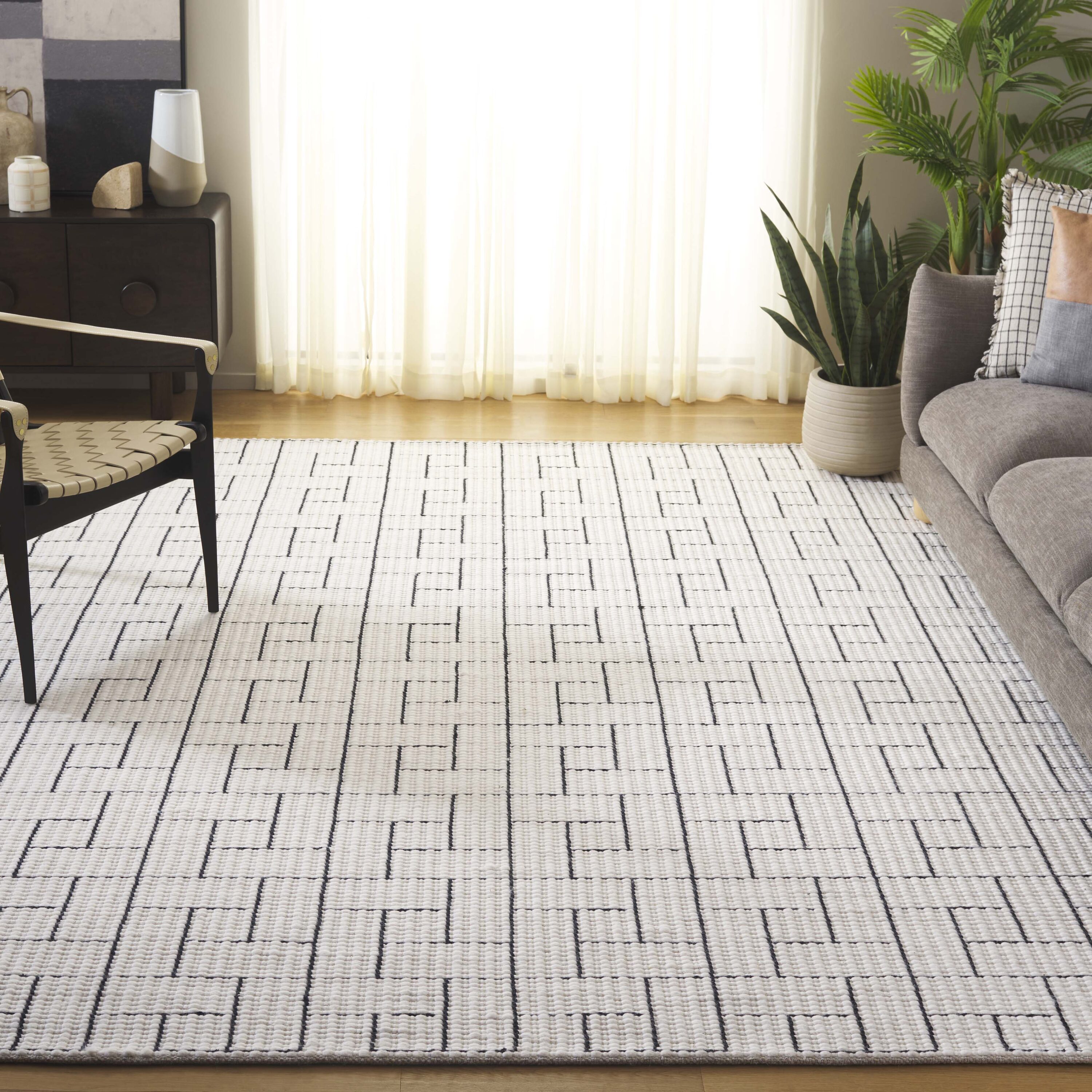  Natura 719 Ivory/Black Contemporary 8ft x 10ft Large Rectangle Rug