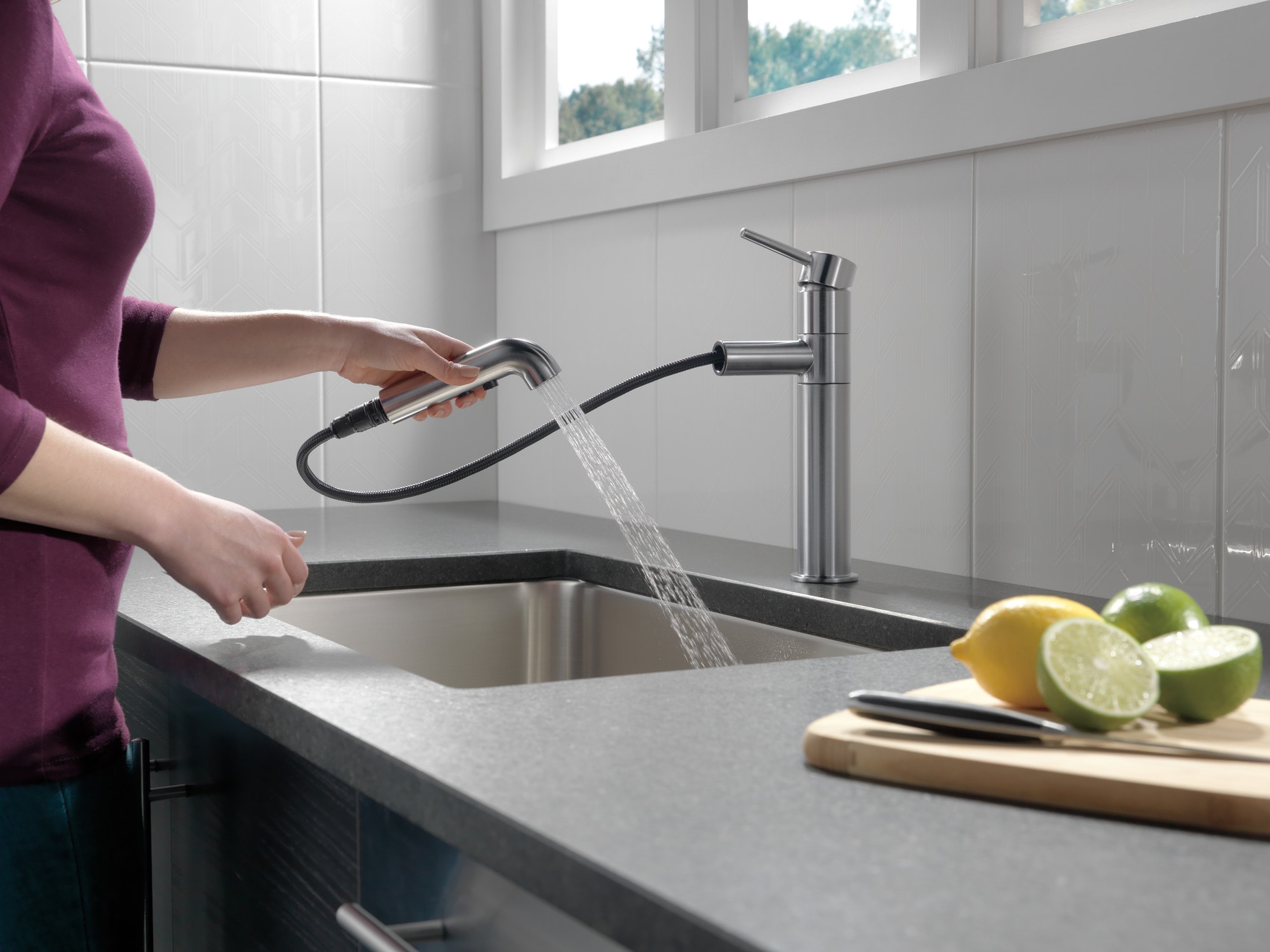 Sleek 12.5" Stainless Steel Pull-Out Spray Kitchen Faucet