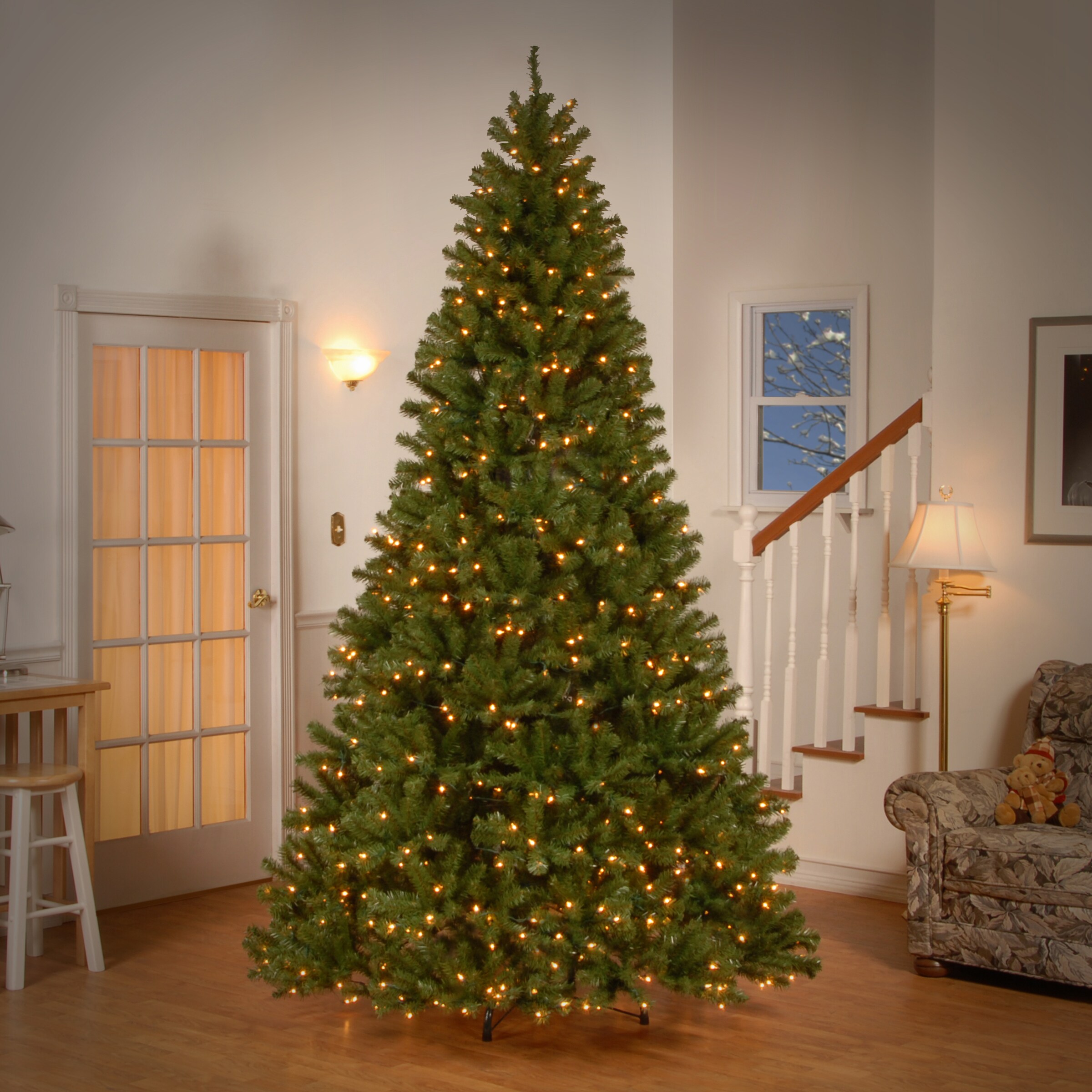 National Tree Company 9-ft North Valley Spruce Pre-lit Traditional