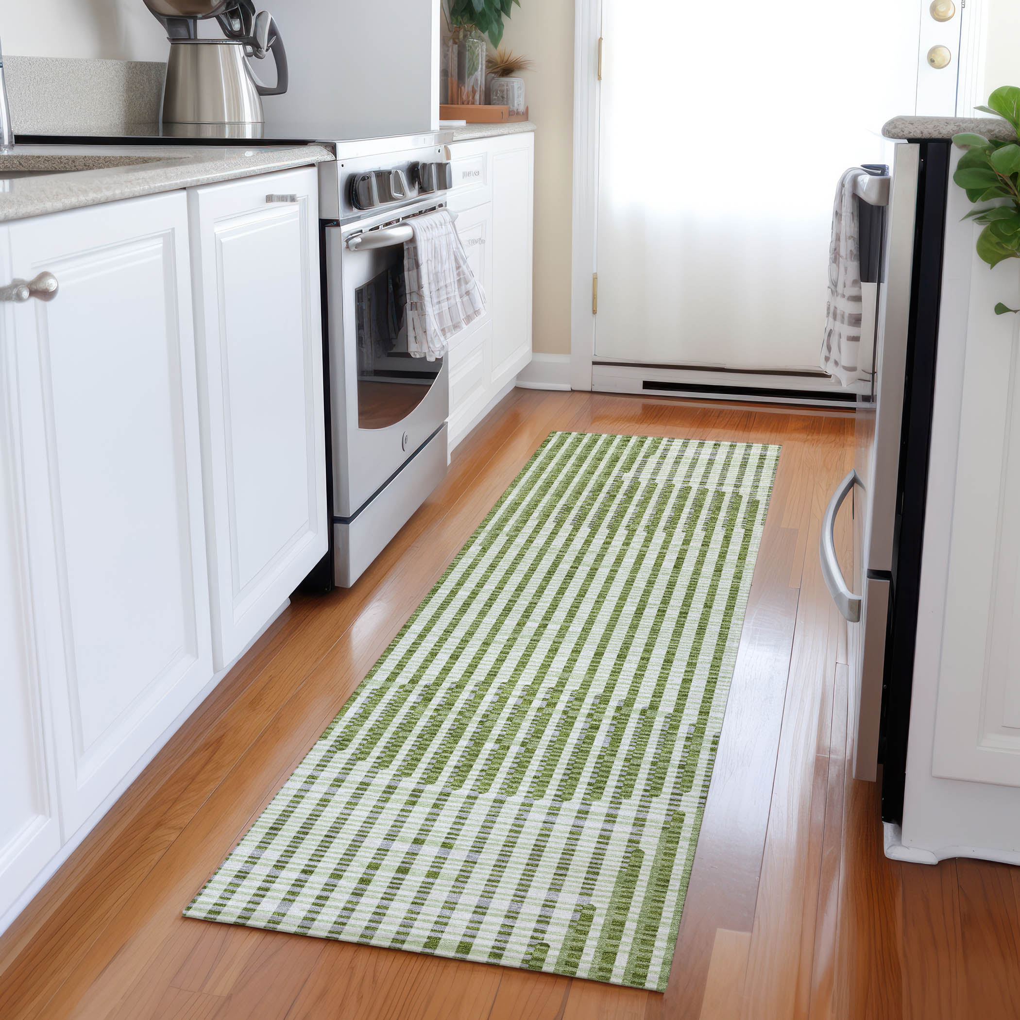 Addison Rugs ACN1001GE2X8 Chantille ACN1001GE 2 x 7 (ft) Polyester Green Rectangular Indoor/Outdoor Geometric Machine washable Runner rug