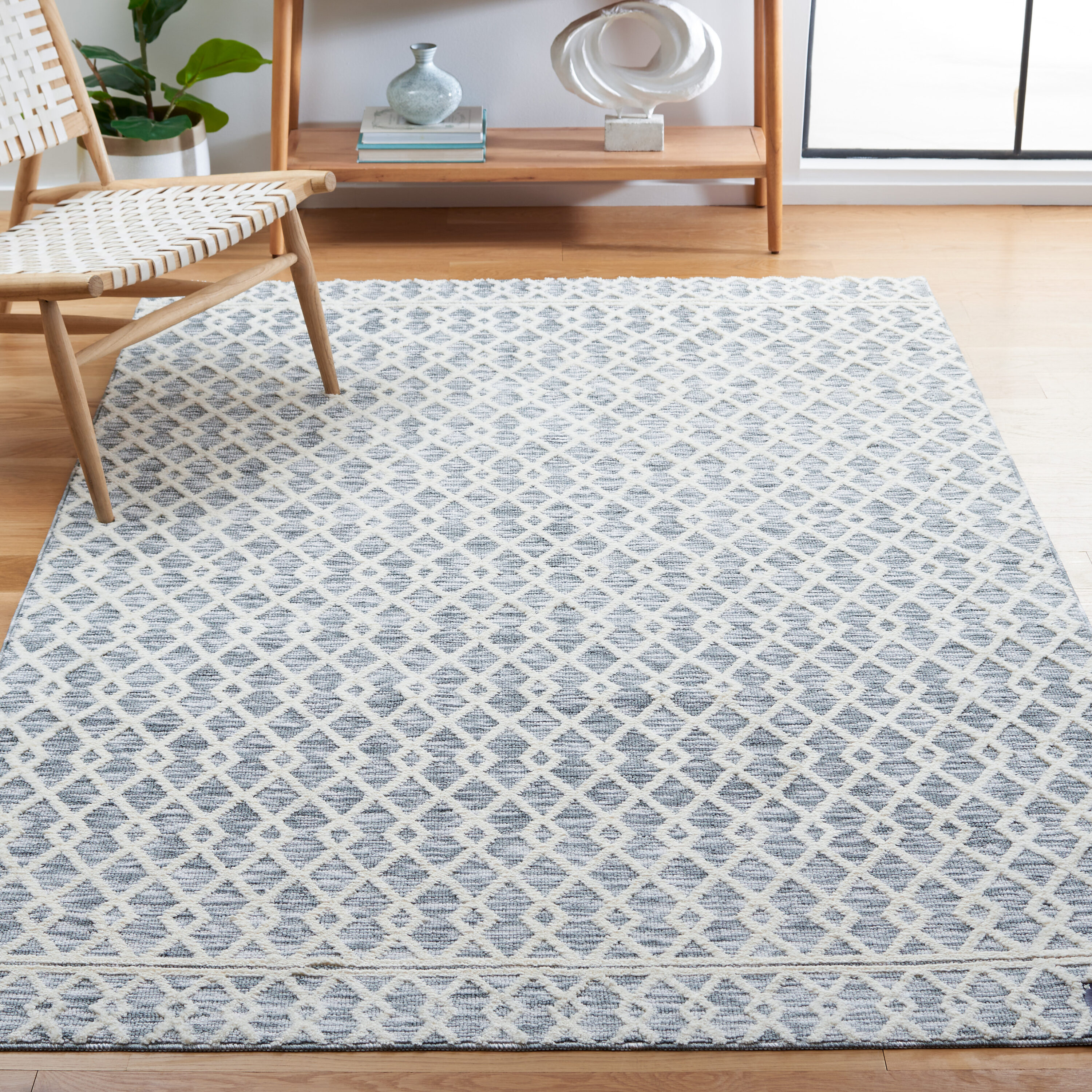  Easy Care 111 Gray/Ivory Contemporary 4ft x 6ft Small Rectangle Rug
