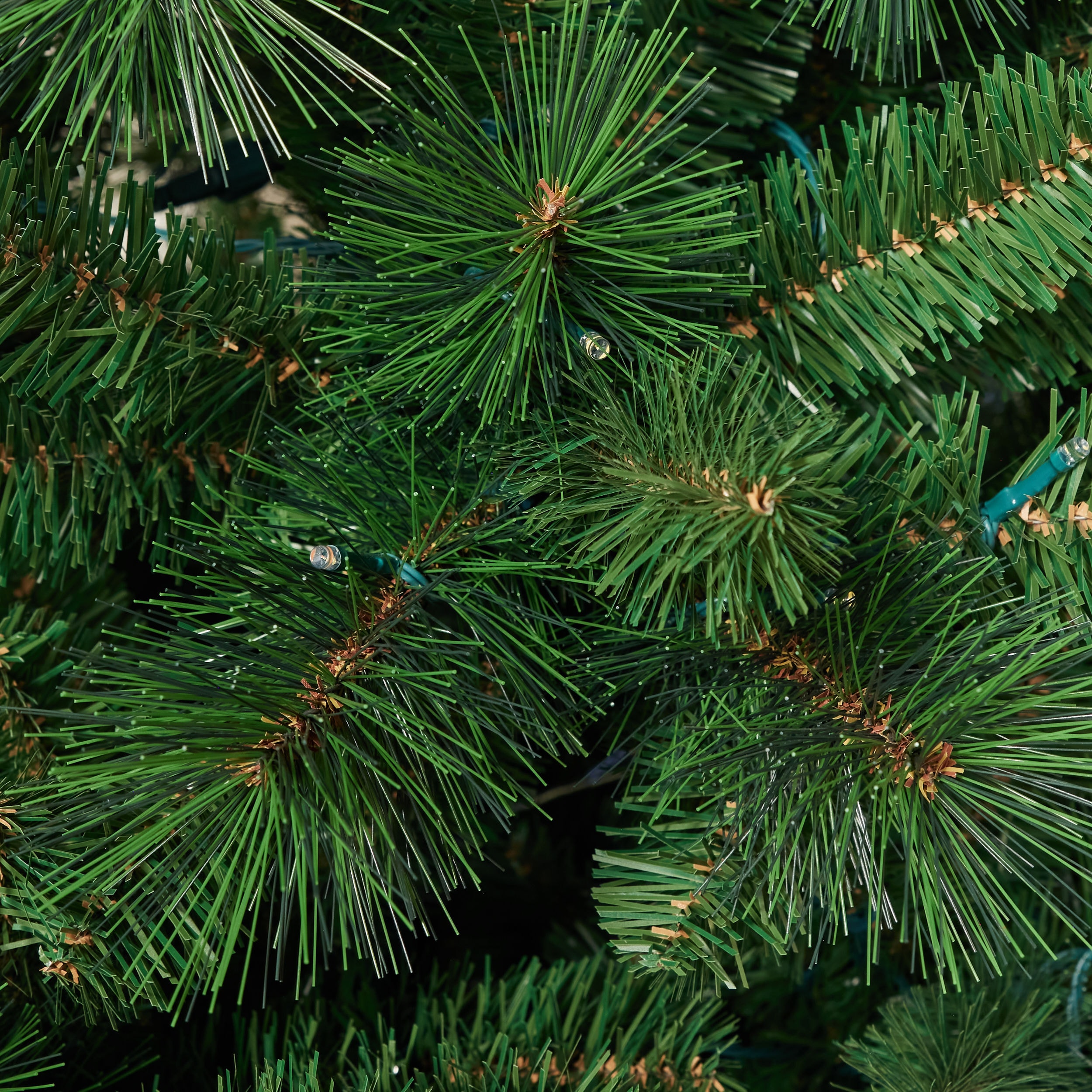 GE 22034LO Artificial-Christmas-Trees - View #3