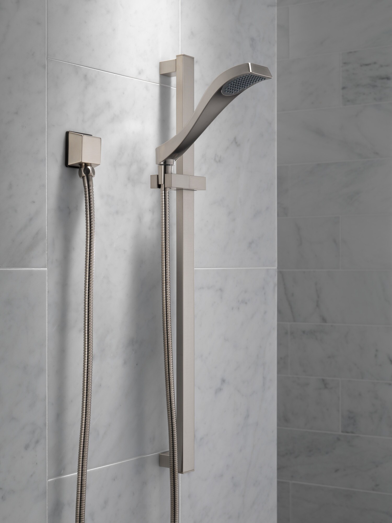 Delta 50570-SS Bath-Shower-Facc - View #15