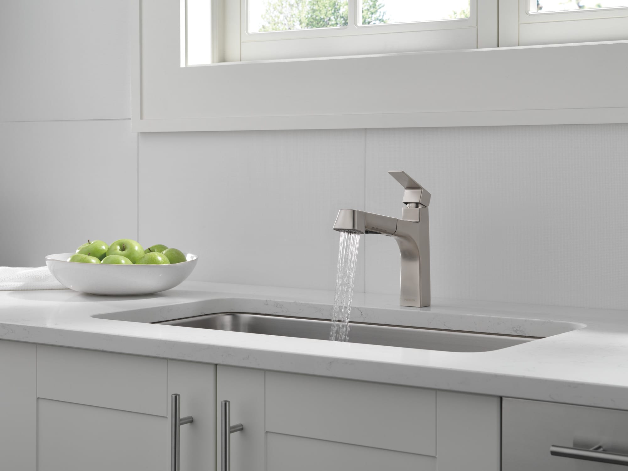 Peerless P6919LF-SS Kitchen-Faucets - View #3