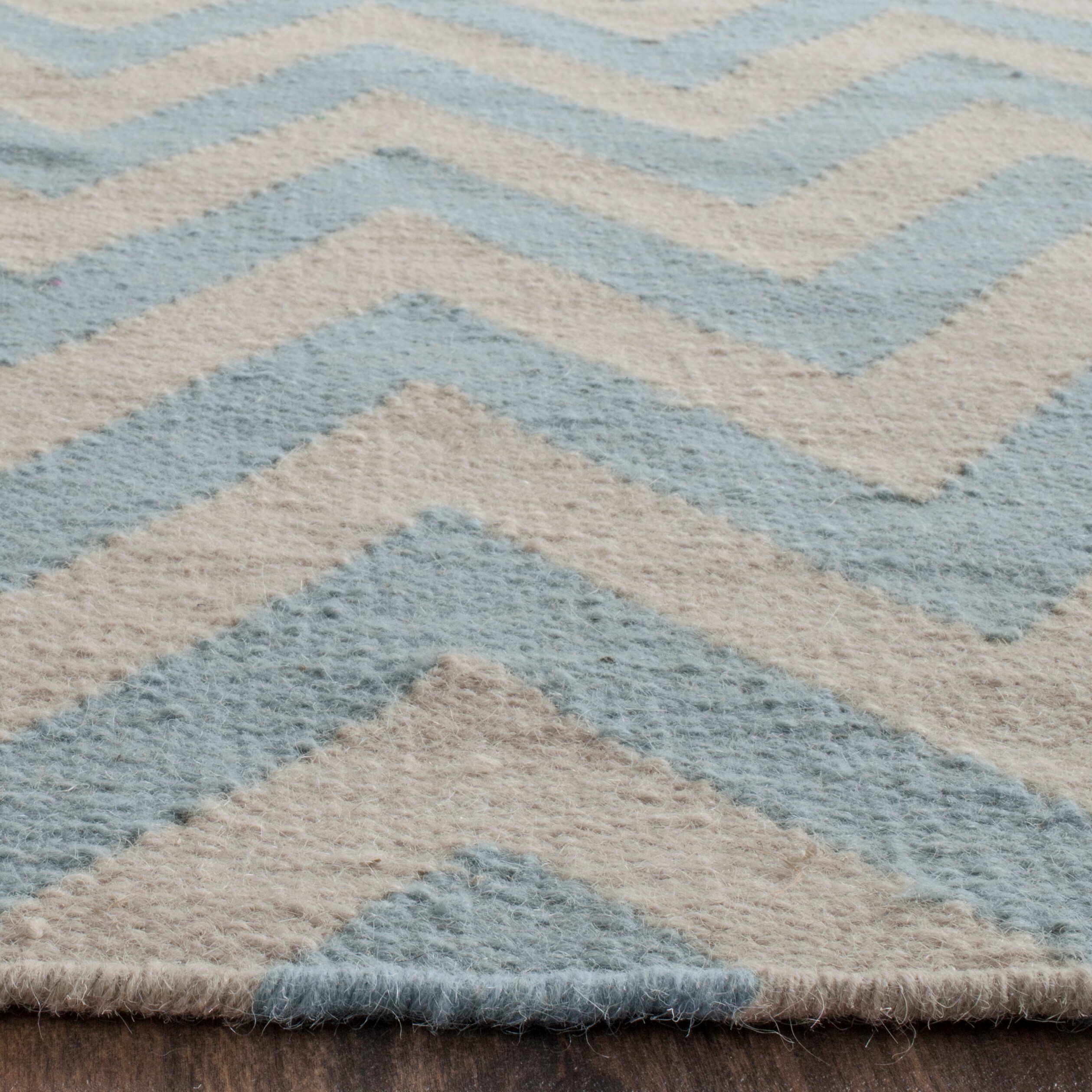 Safavieh DHU557B-8 rugs - View #3