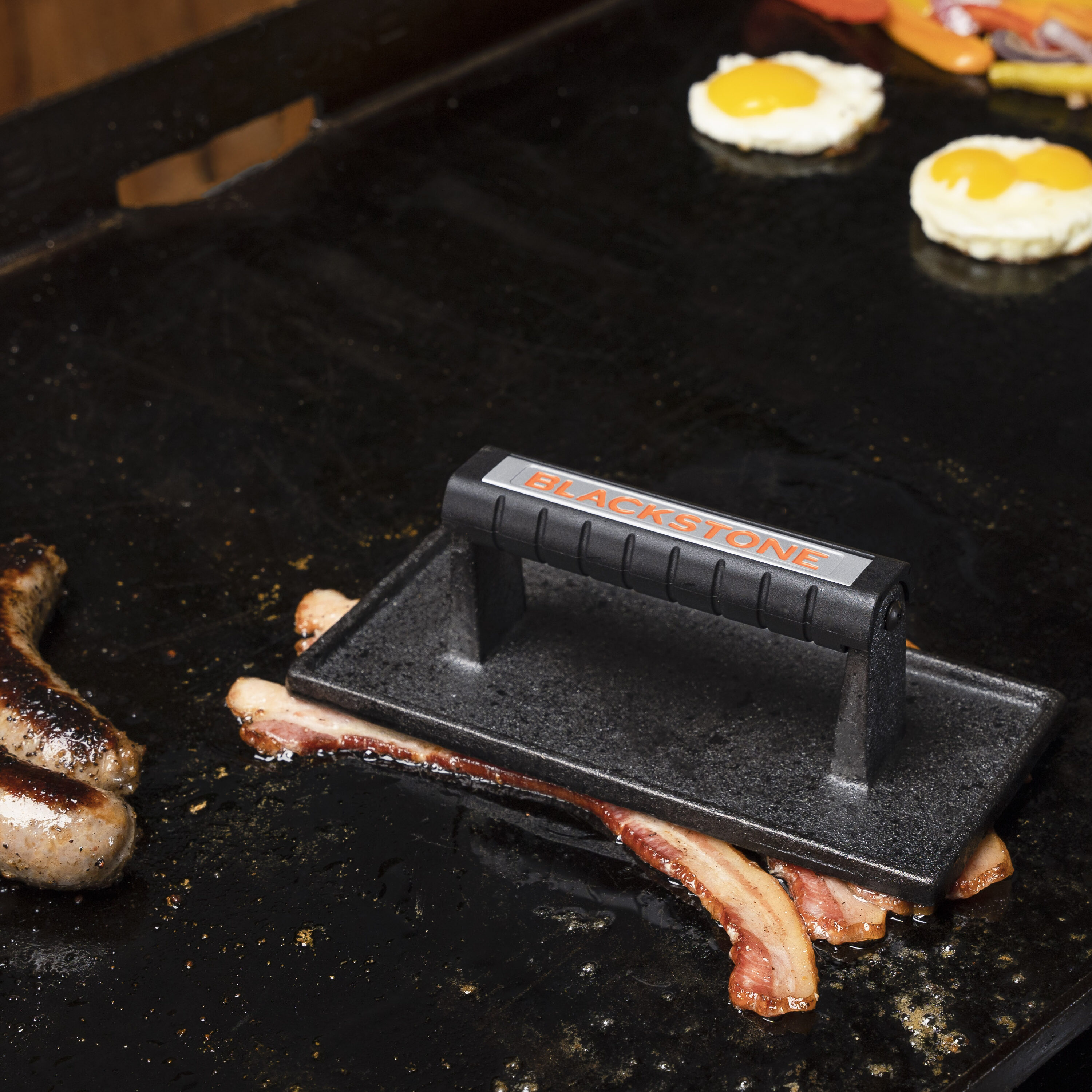 SHINESTAR 6-Piece Griddle Breakfast Kit for Blackstone - Complete Set of  Griddle Accessories Including Pancake Batter Dispenser, Bacon Press, and  Egg