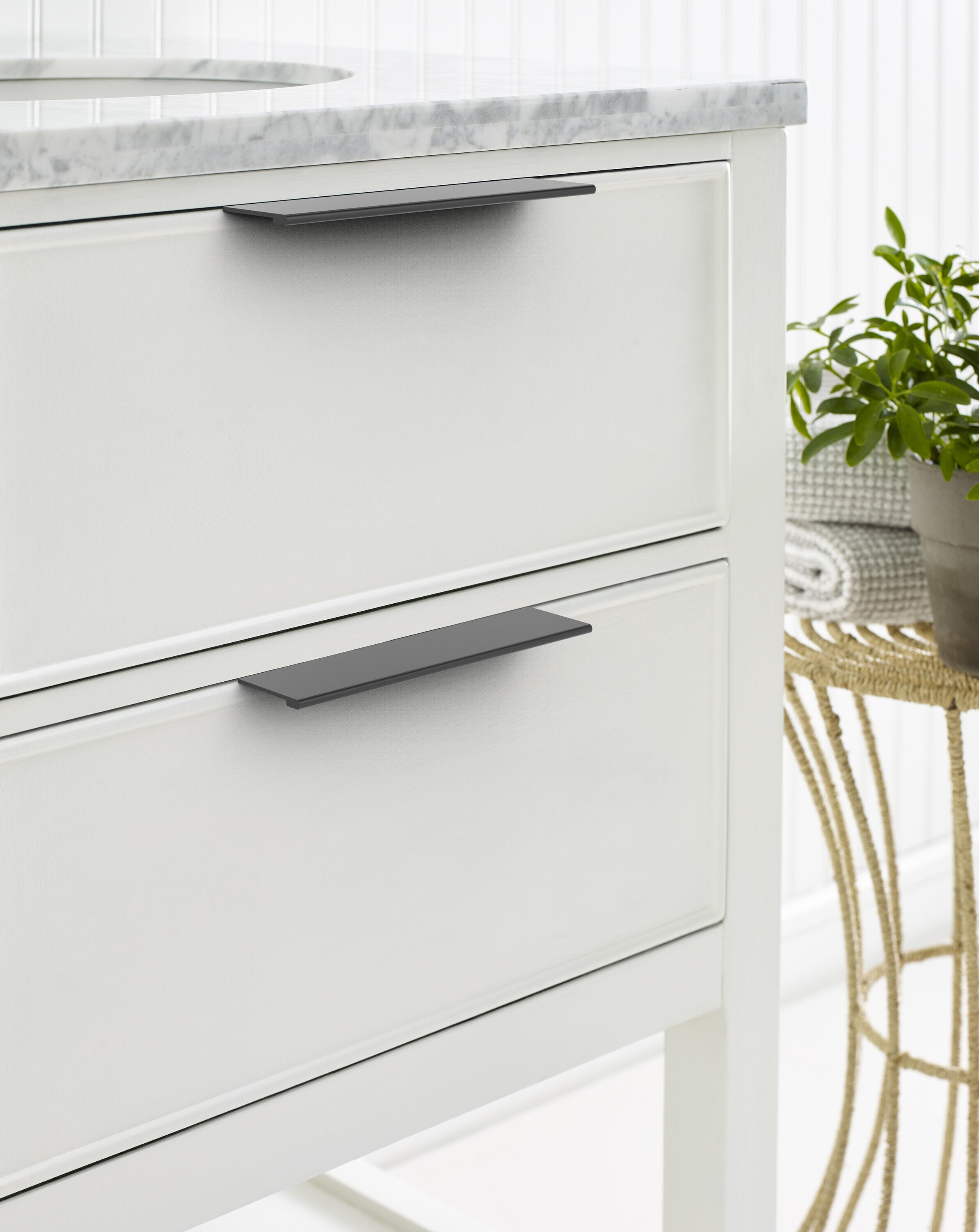 Amerock 10VMP37194MB Cabinet-Pulls - View #2