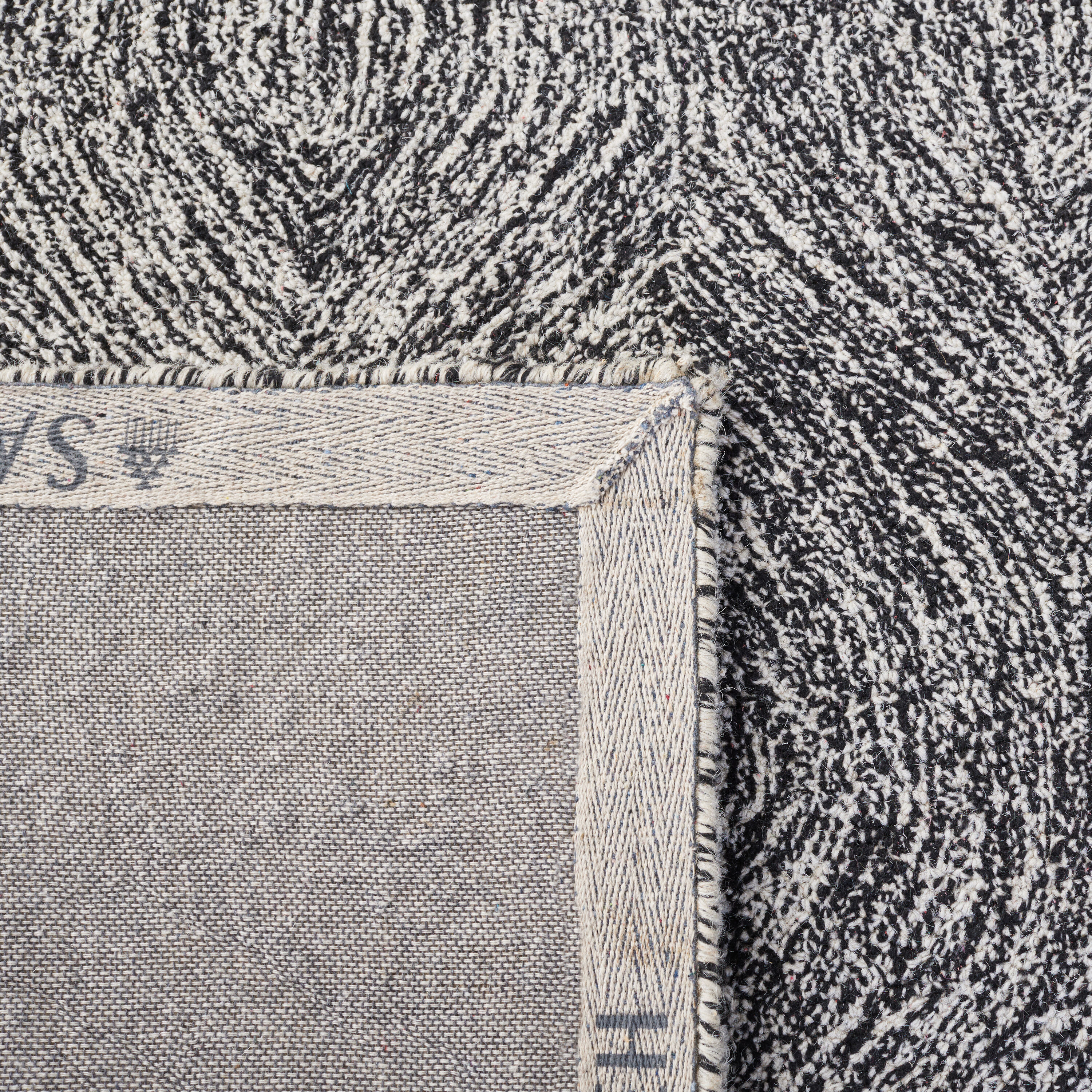 Safavieh MLP615Z-5 rugs - View #3