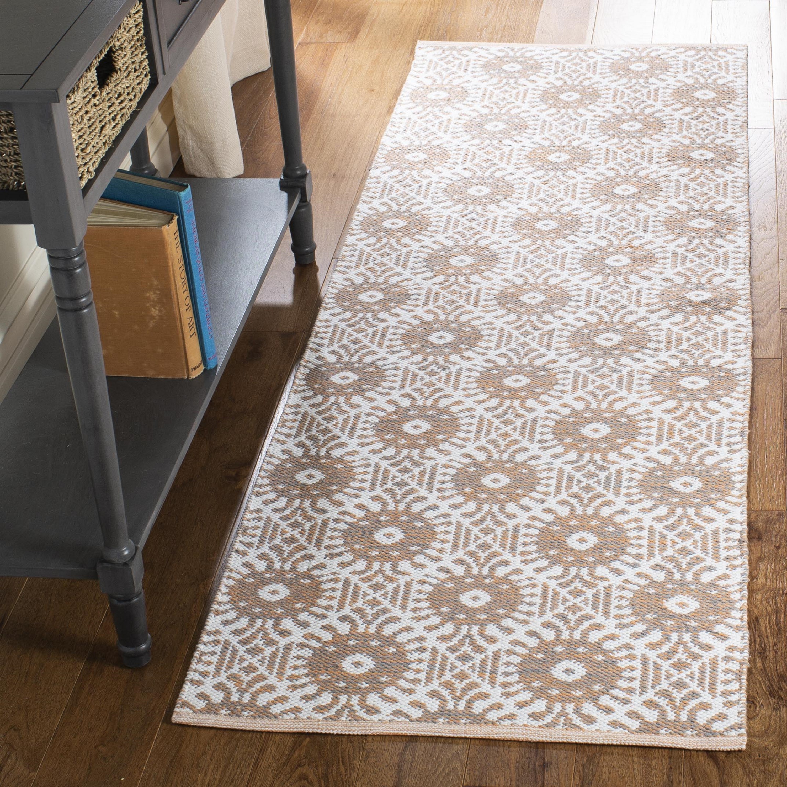 Safavieh MTK612D-27 Montauk Carmi 2 x 7 (ft) Cotton Orange/Ivory Rectangular Indoor Abstract Coastal Runner rug