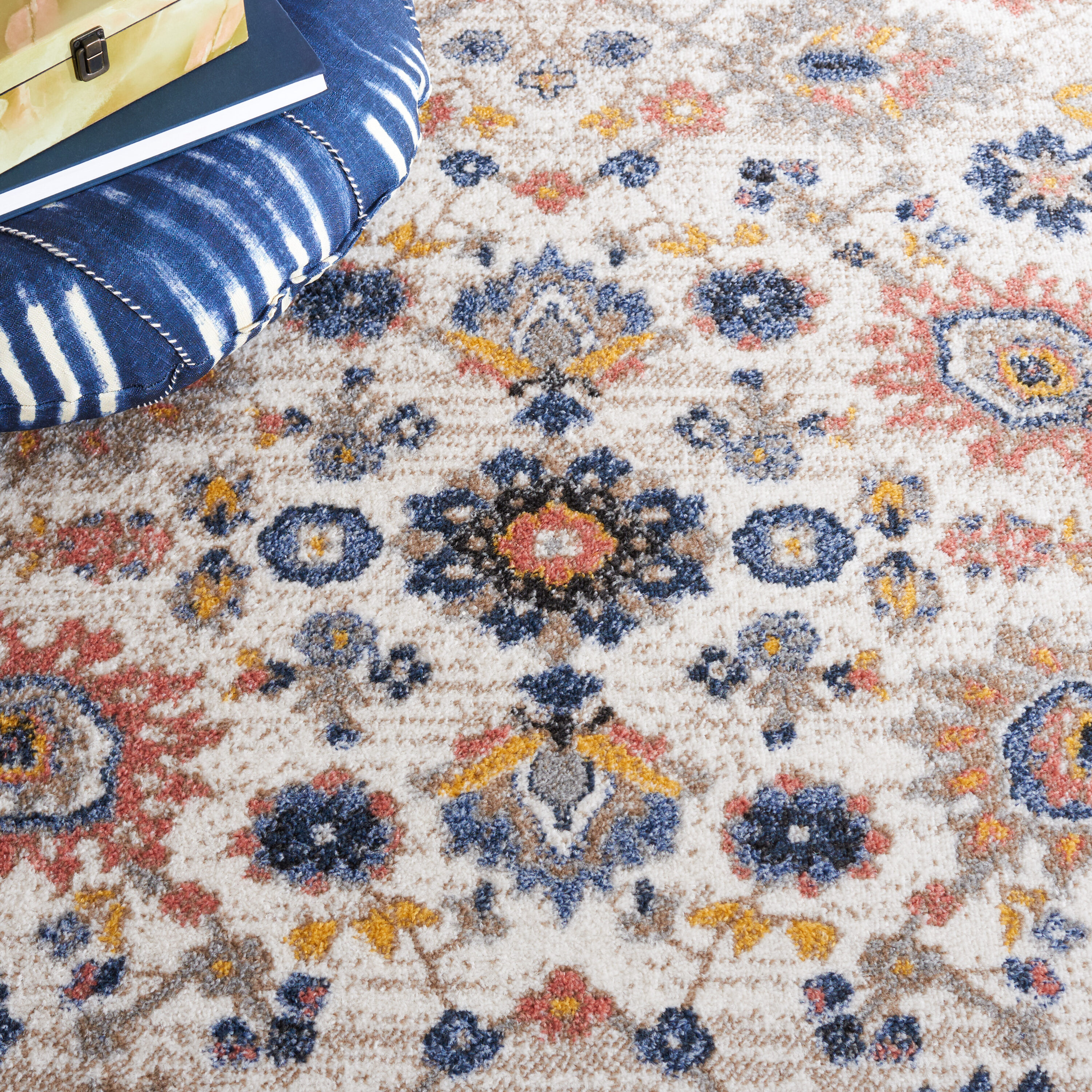 Reversible Astoria Charm Blue and Beige Synthetic 4' x 6' Rug