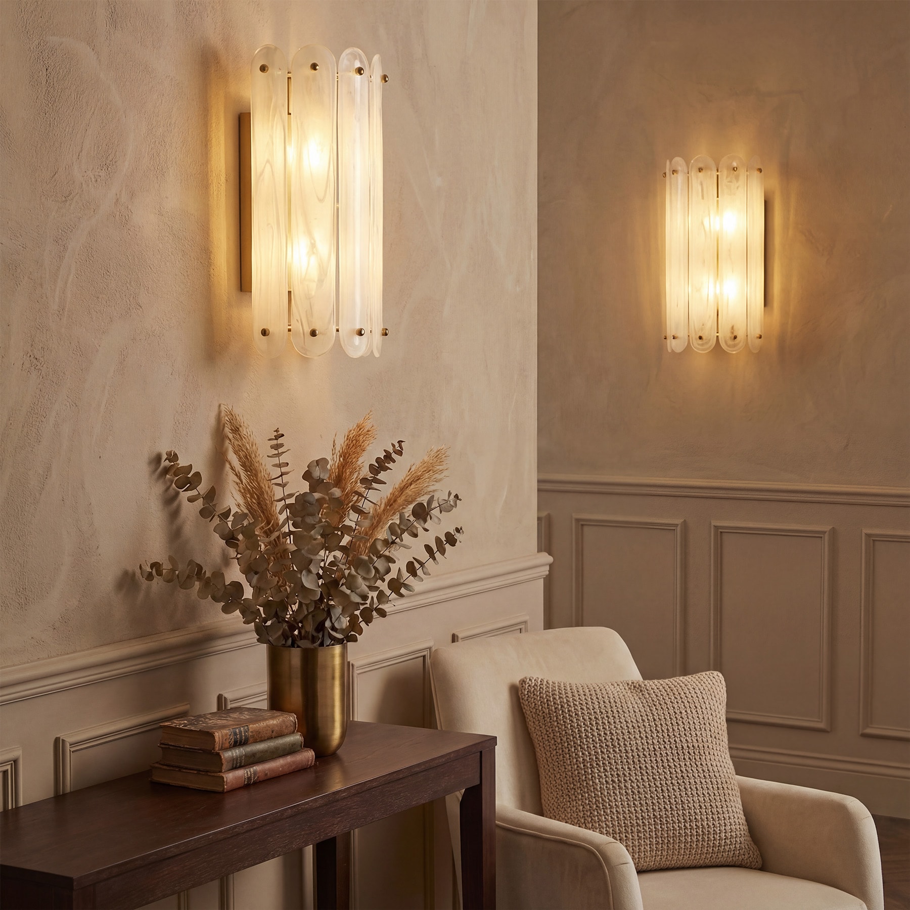 LITTLE TREE 2-light Modern Brass Gold Wall Sconce with Textured Glass Shade