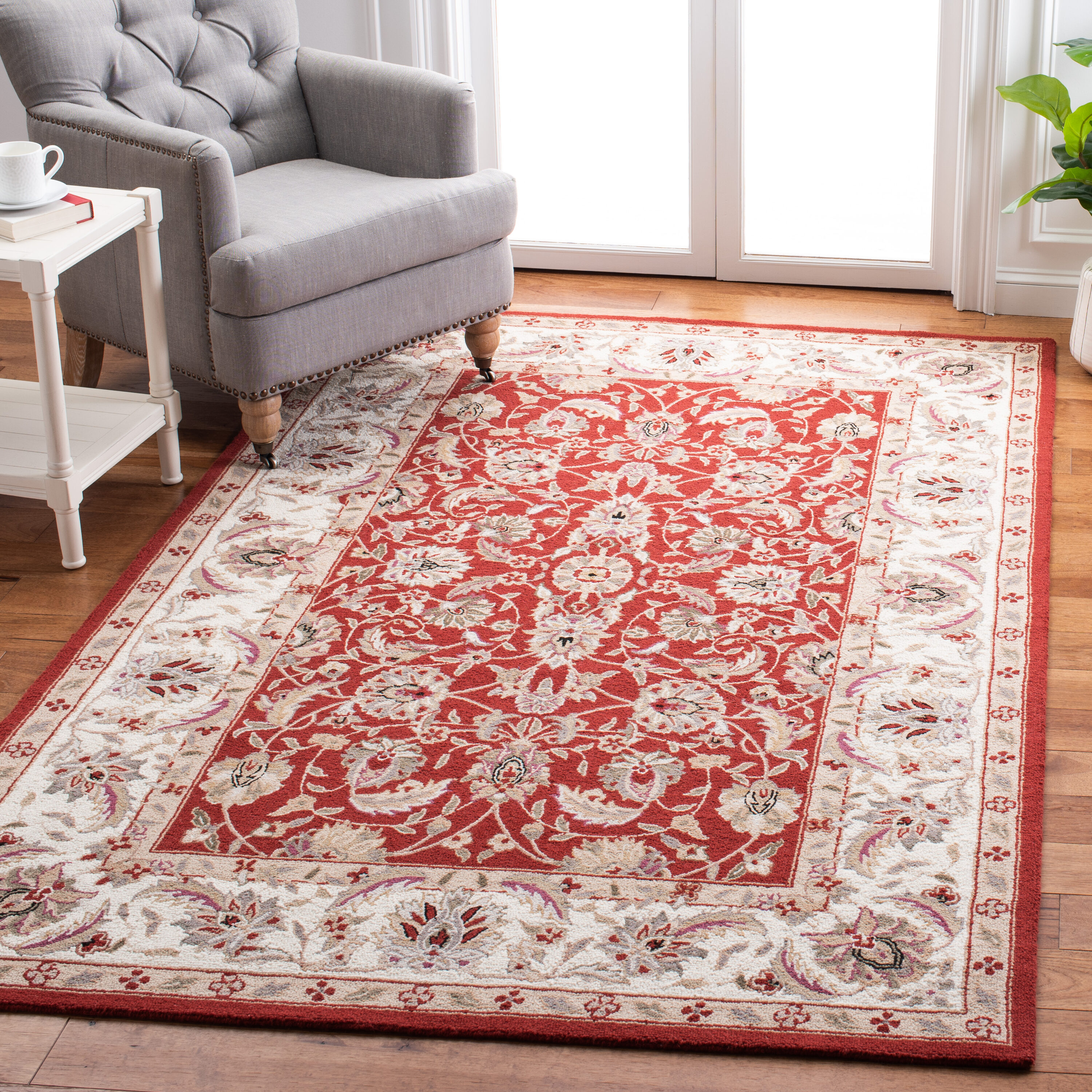 Safavieh Chelsea Hooked Rug 78B Burgandy/Iv 3ft-9in x 5ft-9in Rug