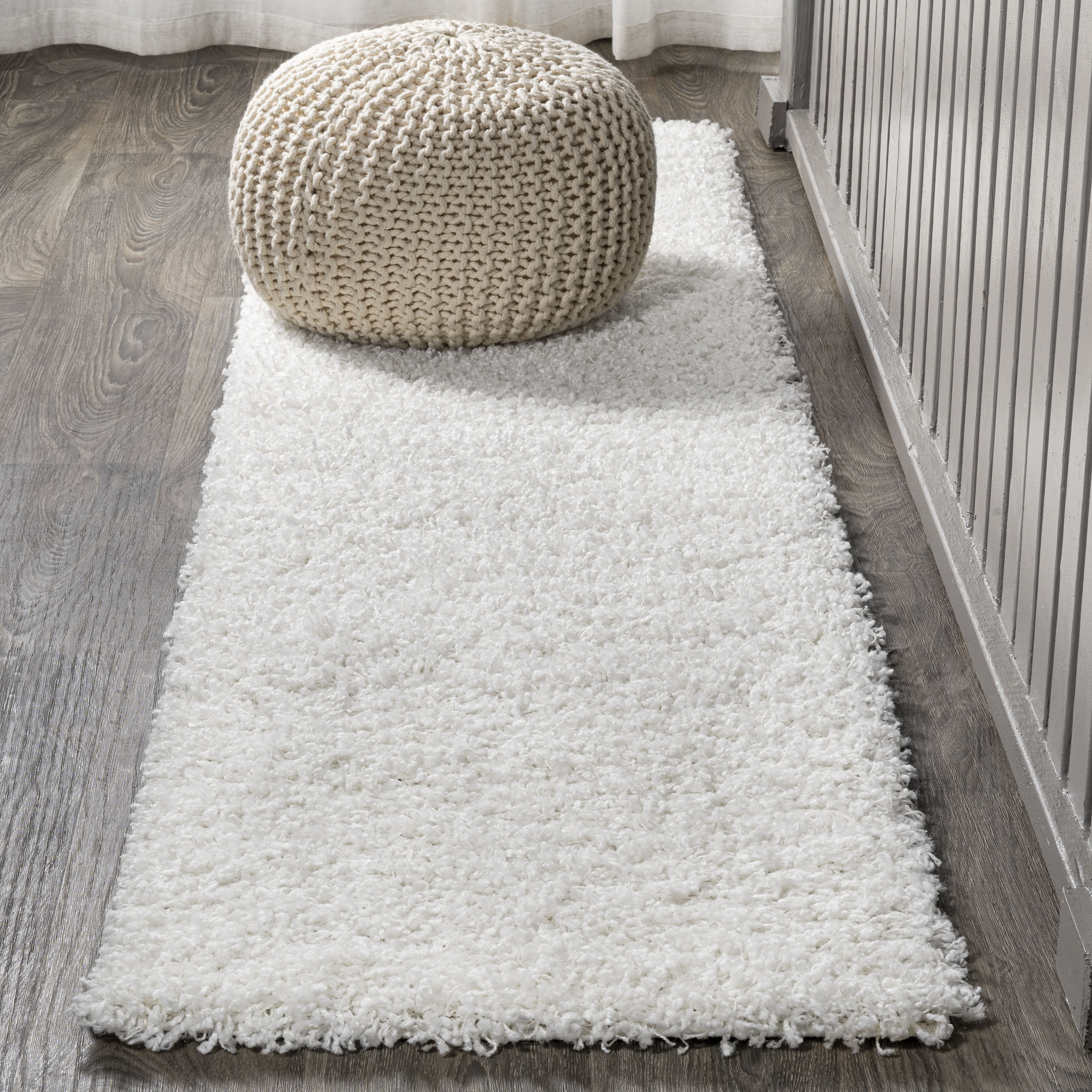 JONATHAN  Y MCR106A-28 Mercer Shag Plush 2 x 8 (ft) Loomed Polypropylene White Rectangular Indoor Solid Mid-Century Modern Runner rug