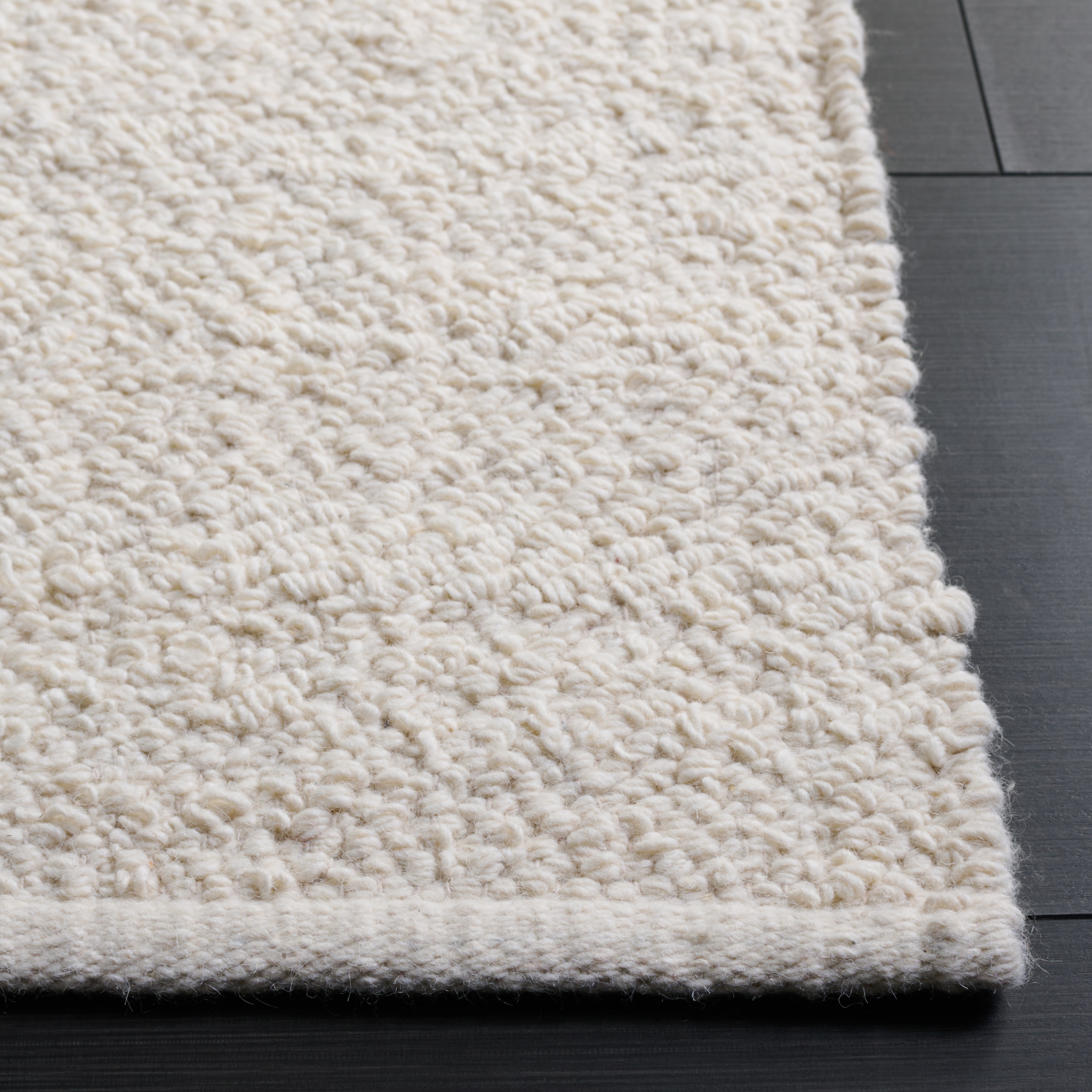 Safavieh NAT228A-5 rugs - View #3