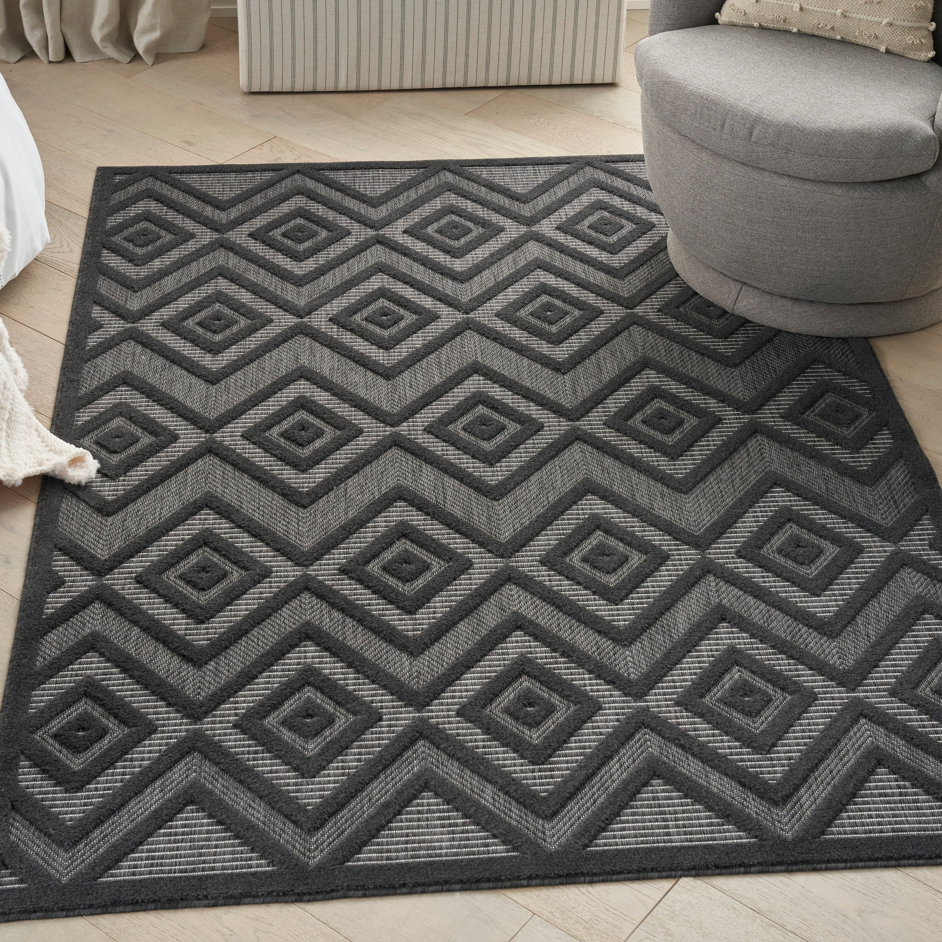 Skid-Resistant Heavy-Duty Carpet Runner - Charcoal Black - 4' x 10