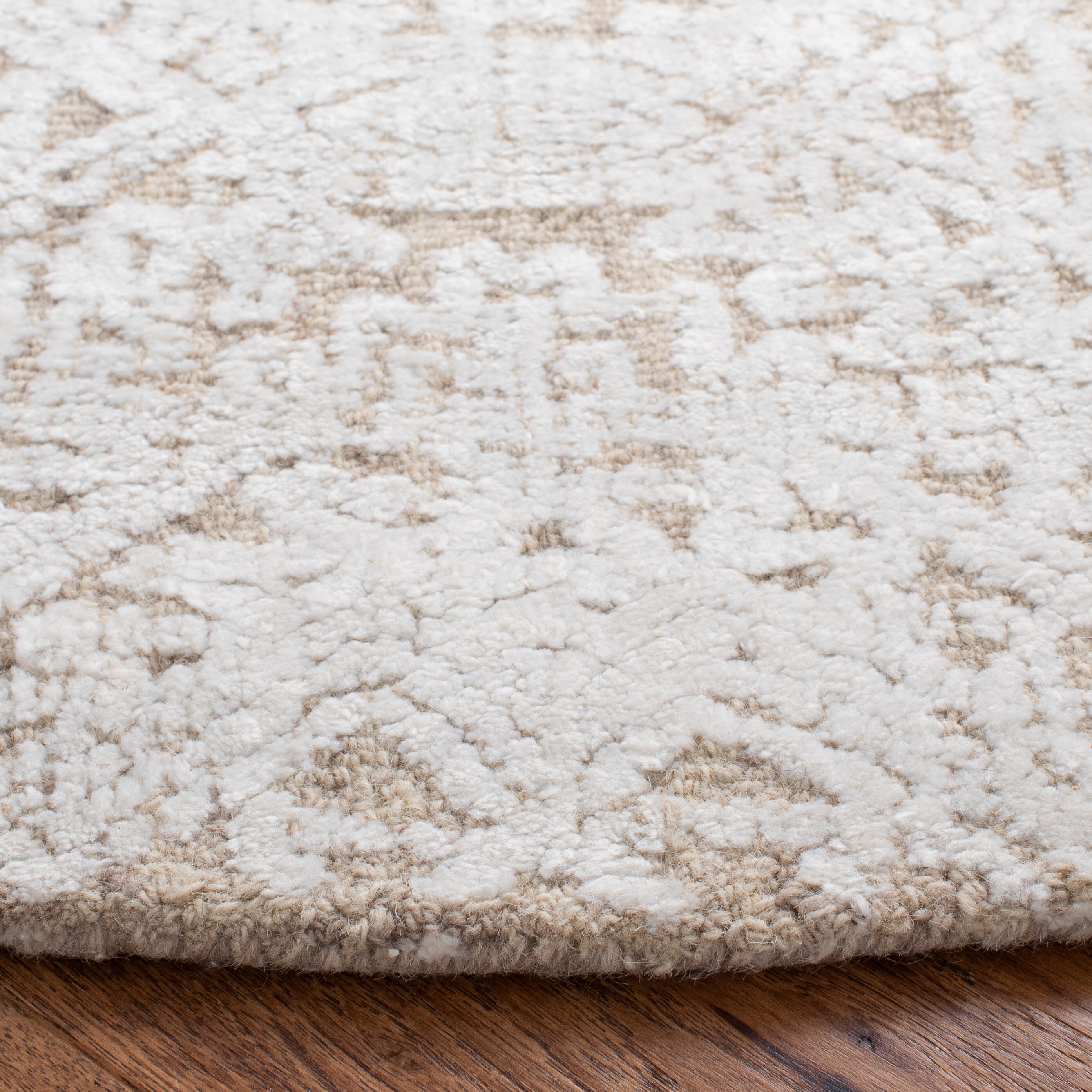 Safavieh GLM301B-6R rugs - View #3