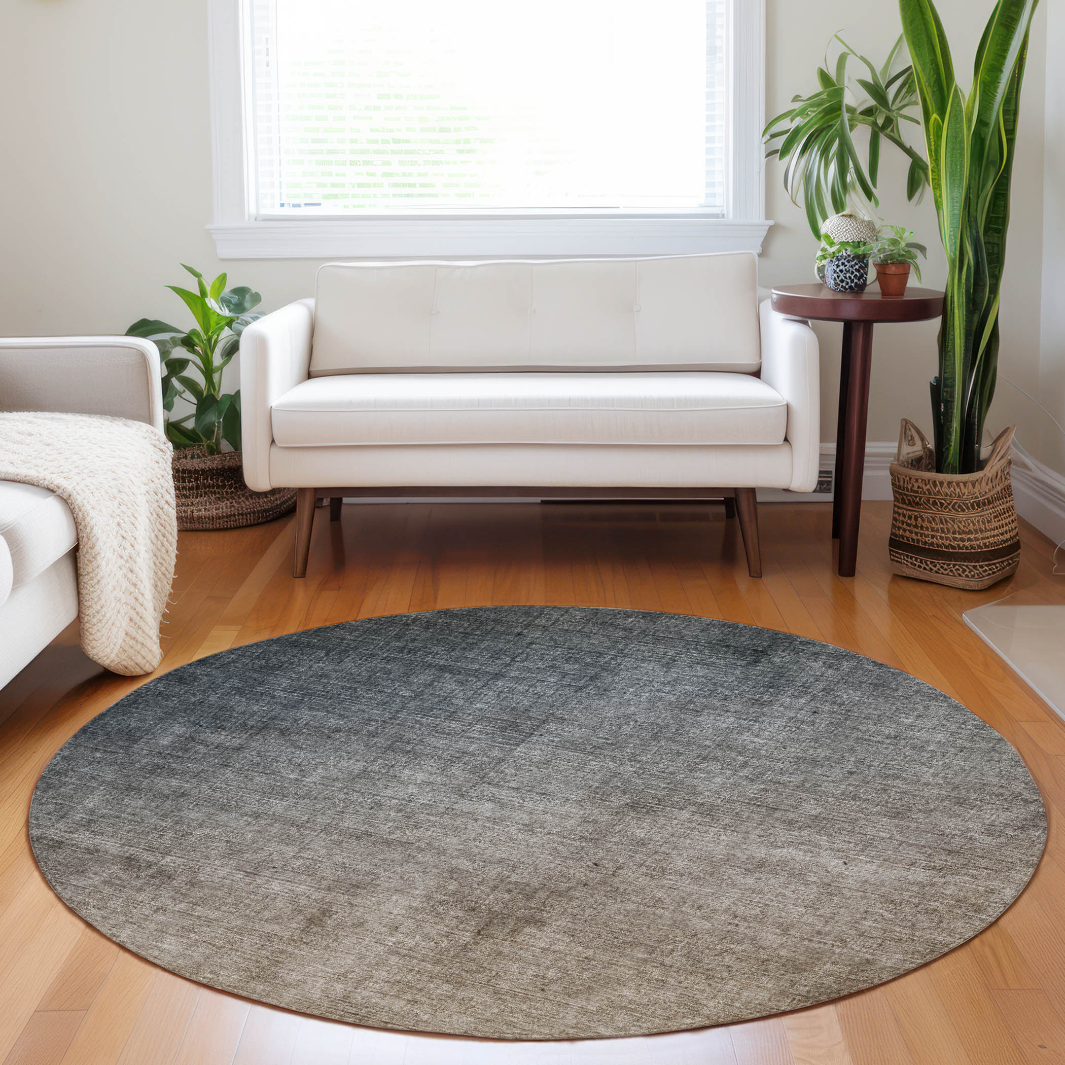 Gray Round Machine Washable Synthetic Area Rug 8' x 8'