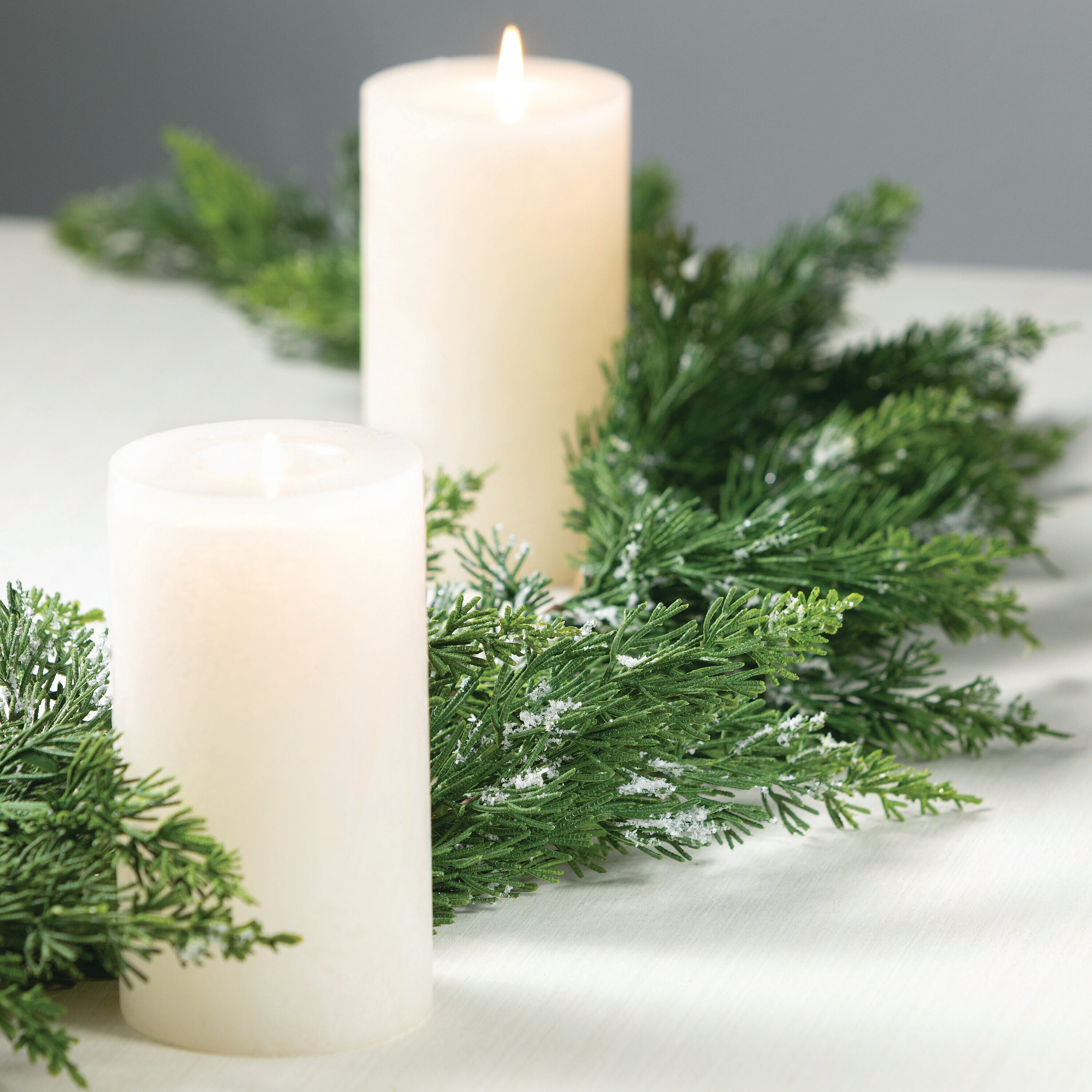 Sullivans GD1517 Artificial-Christmas-Garland - View #3