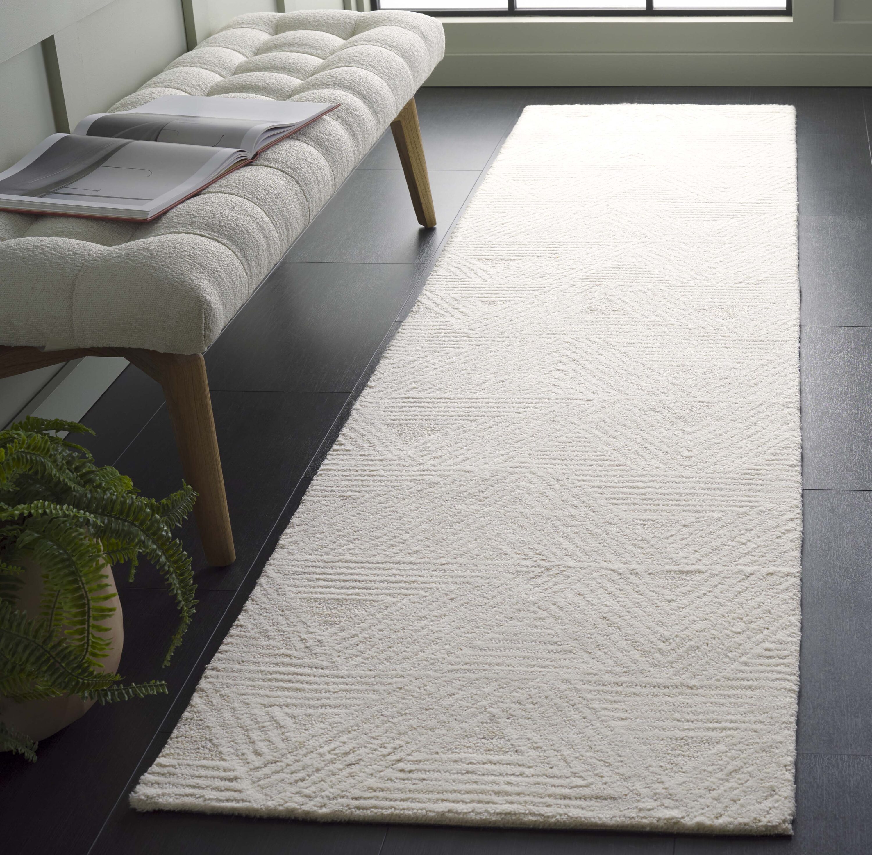  Ebony 217 Ivory/Beige Contemporary 2ft-3in x 9ft Runner Rug