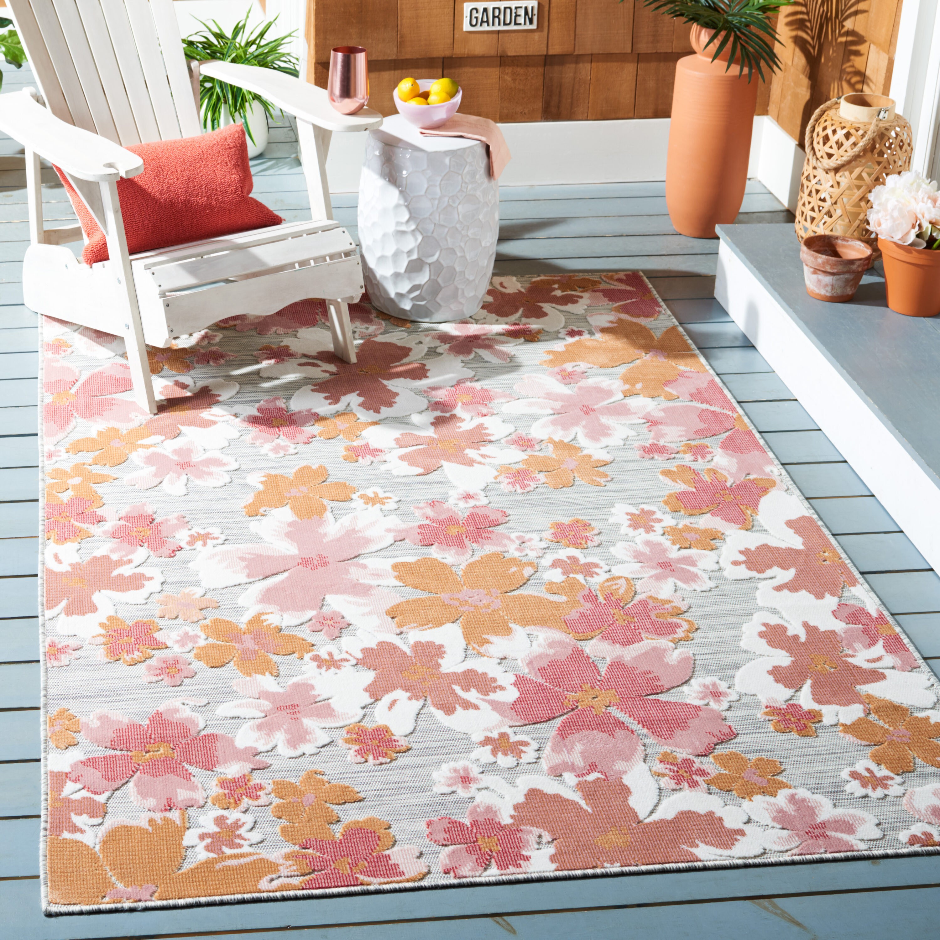 Elegant Floral Gray Synthetic 6'5" x 9'6" Indoor/Outdoor Area Rug