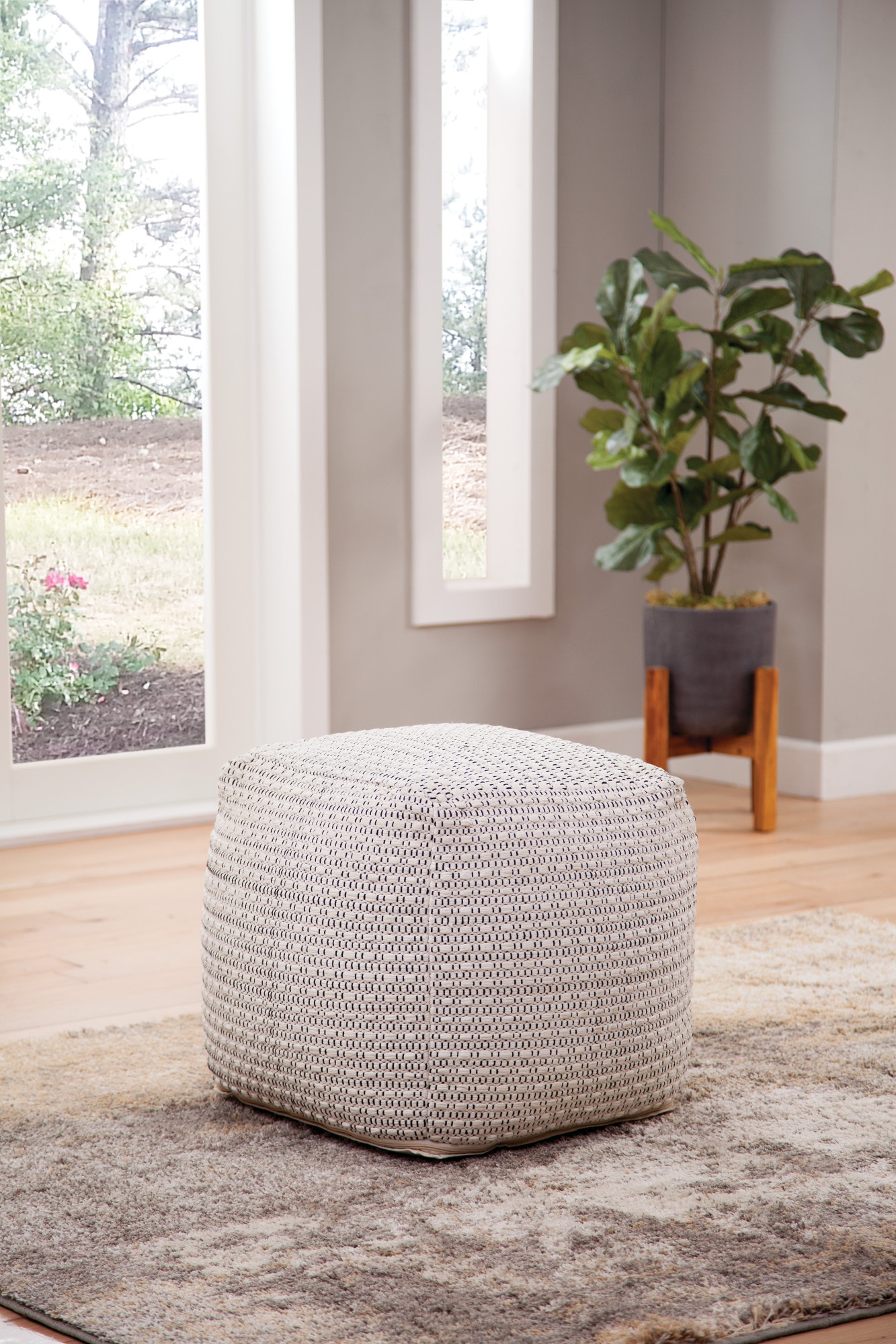 Steve Silver HK180P Indoor-Ottomans - View #2