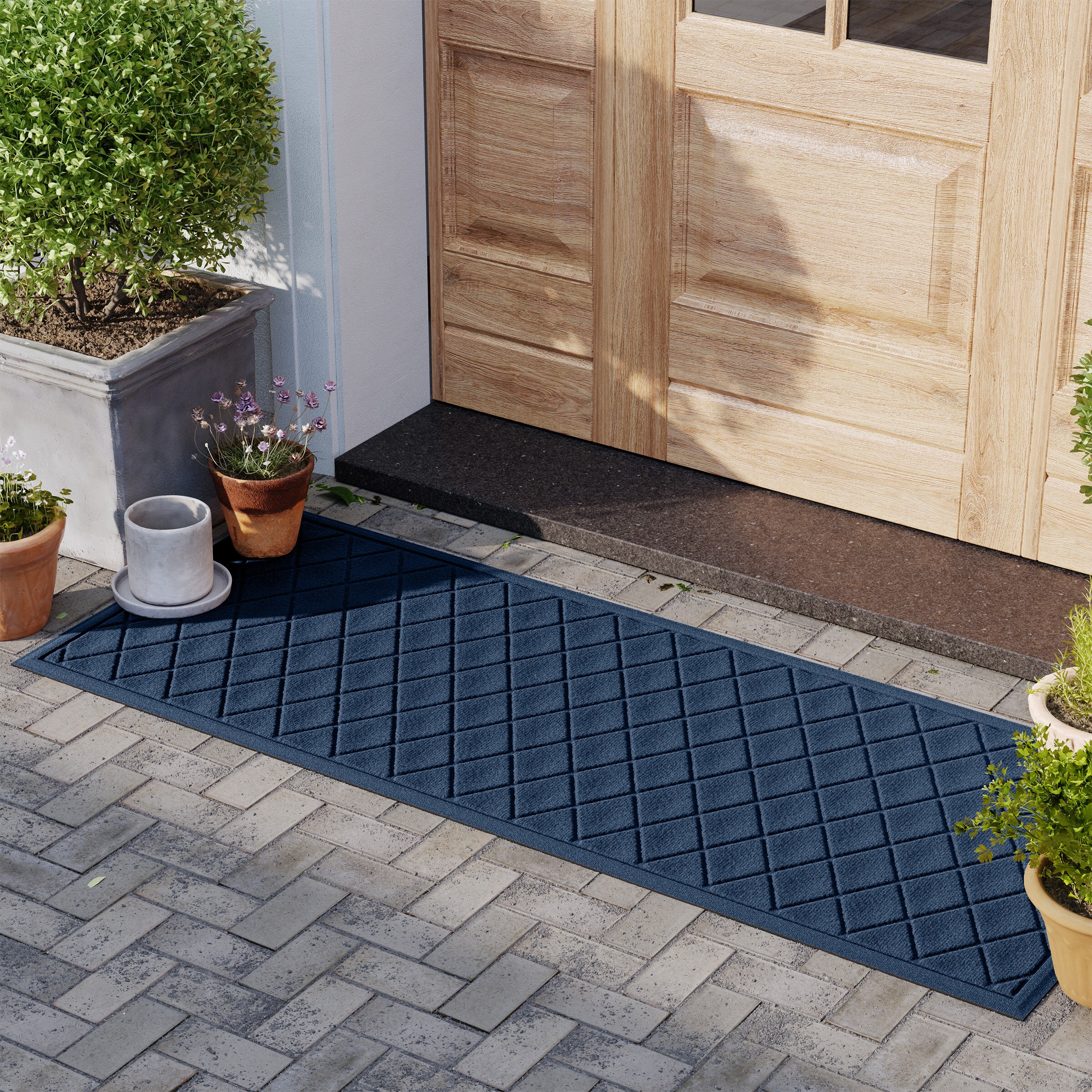 WaterHog 20377612260 2-ft x 5-ft Navy Polyester Rectangular Indoor or outdoor Decorative Door mat