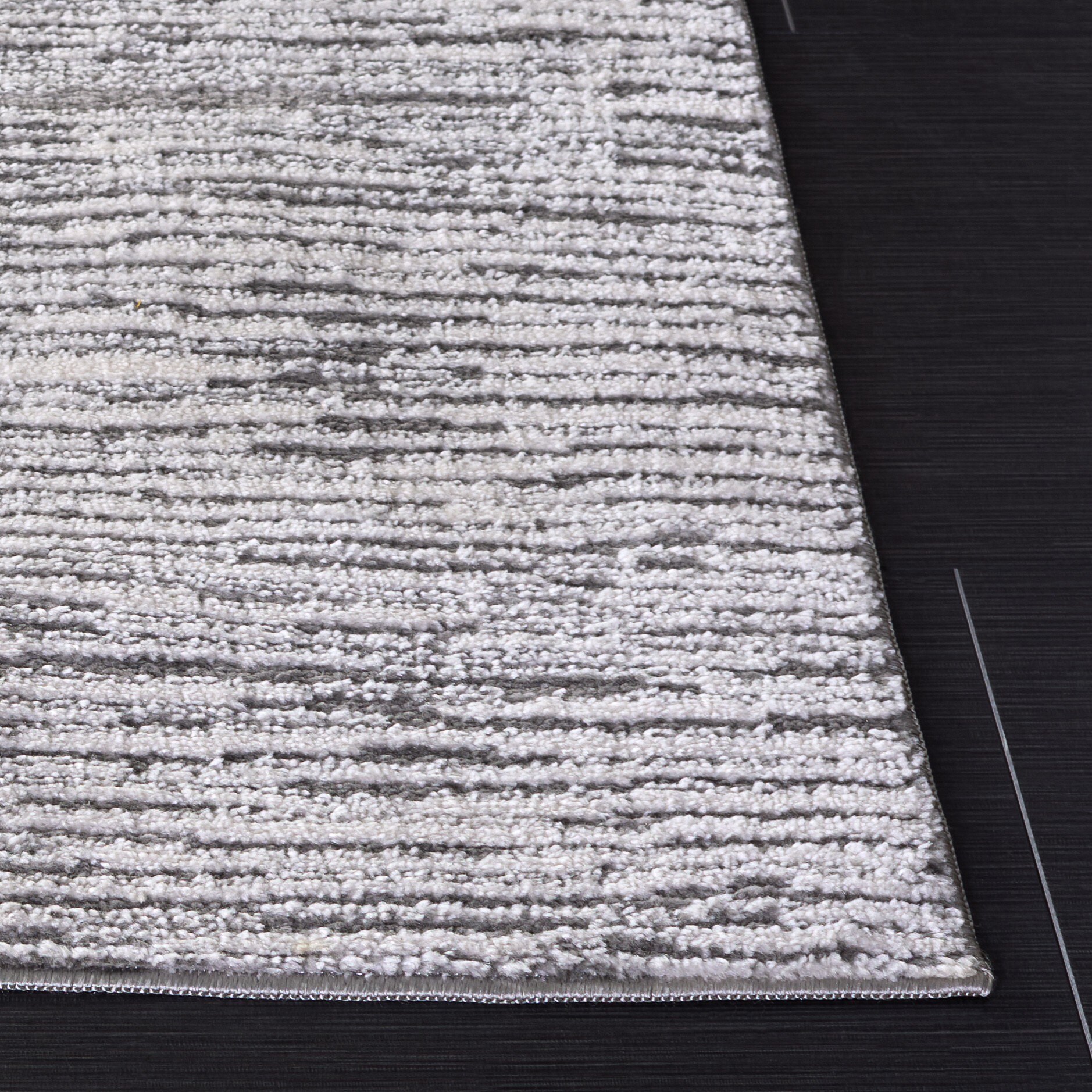 Safavieh LUA302F-4 rugs - View #3