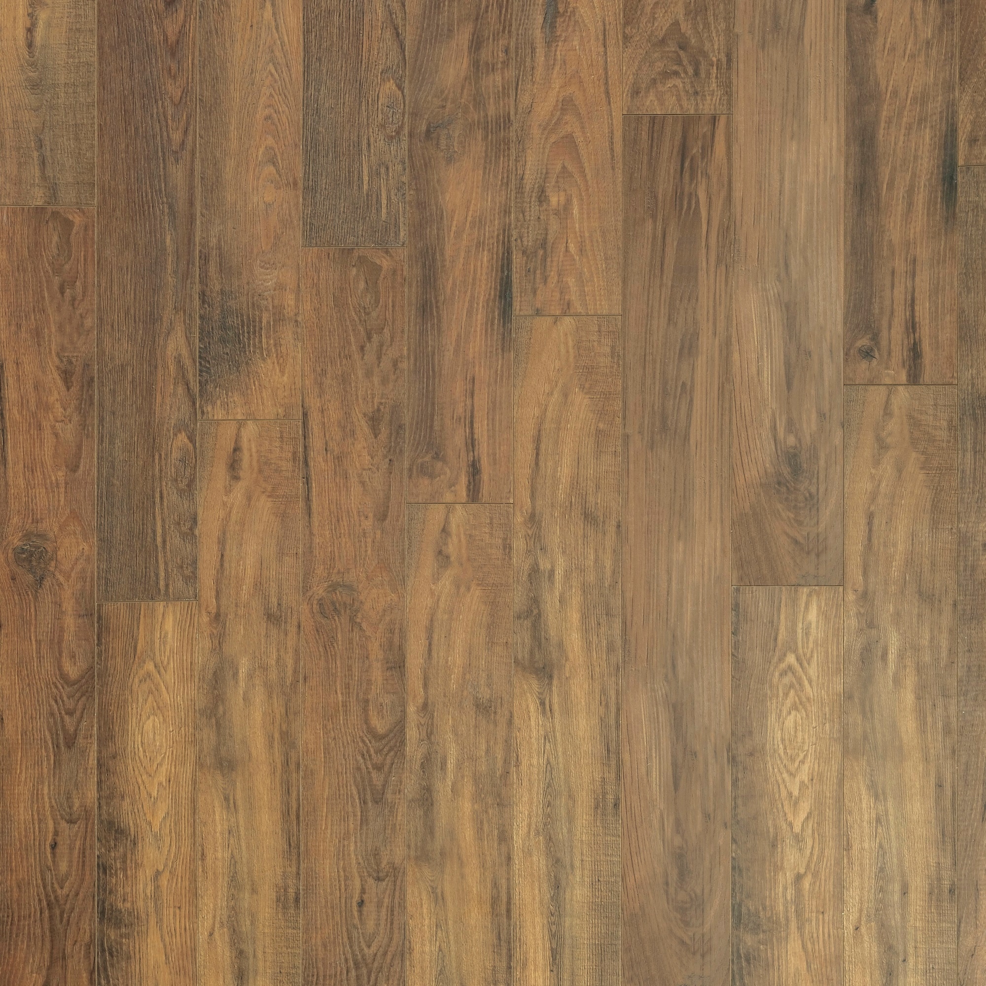 Pergo Classics Vintage Chestnut 10 Mm T X 5 In W 48 L Water Resistant Wood Plank Laminate Flooring The Department At Lowes Com