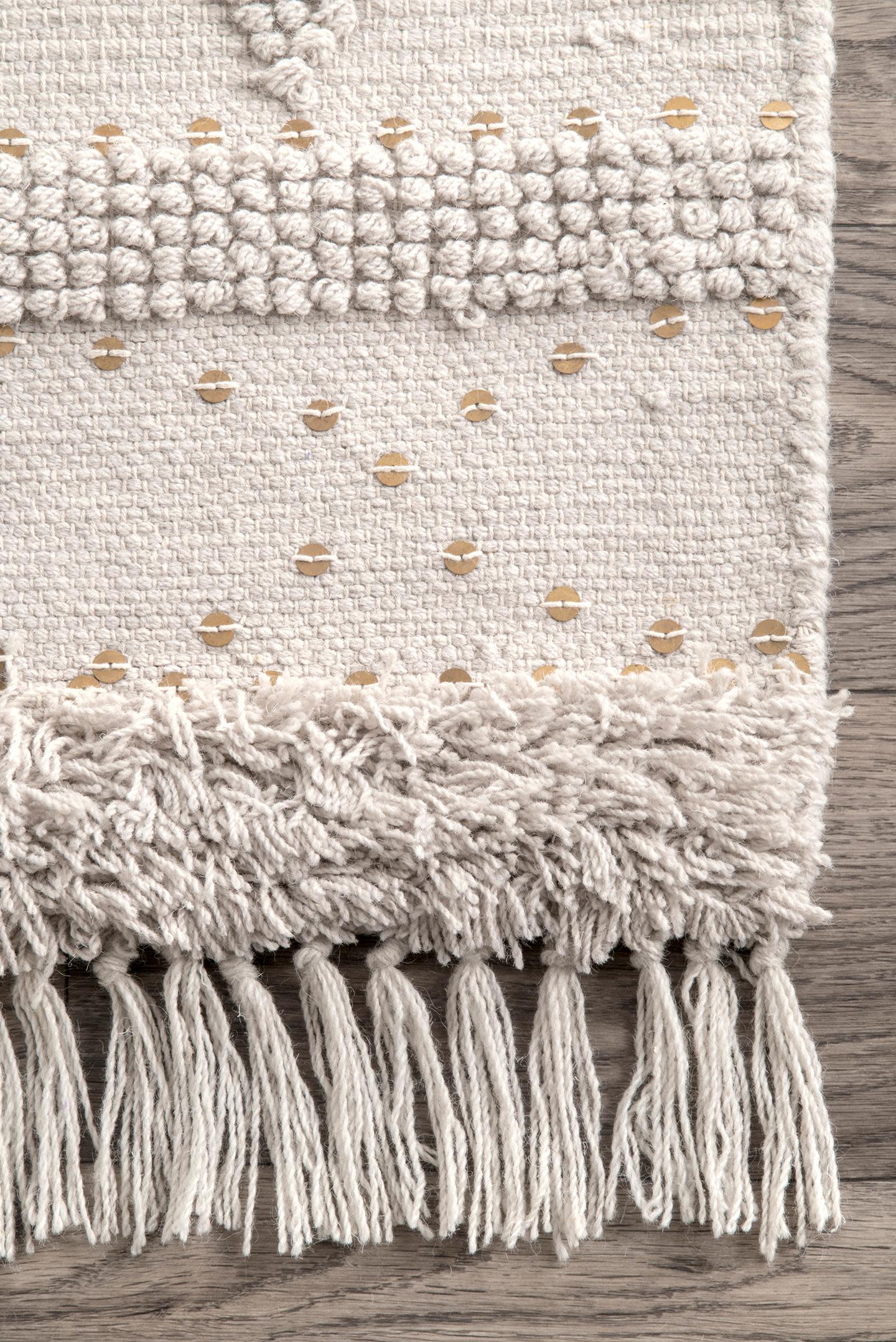 Chandy Ivory Hand-Tufted Round Wool Area Rug
